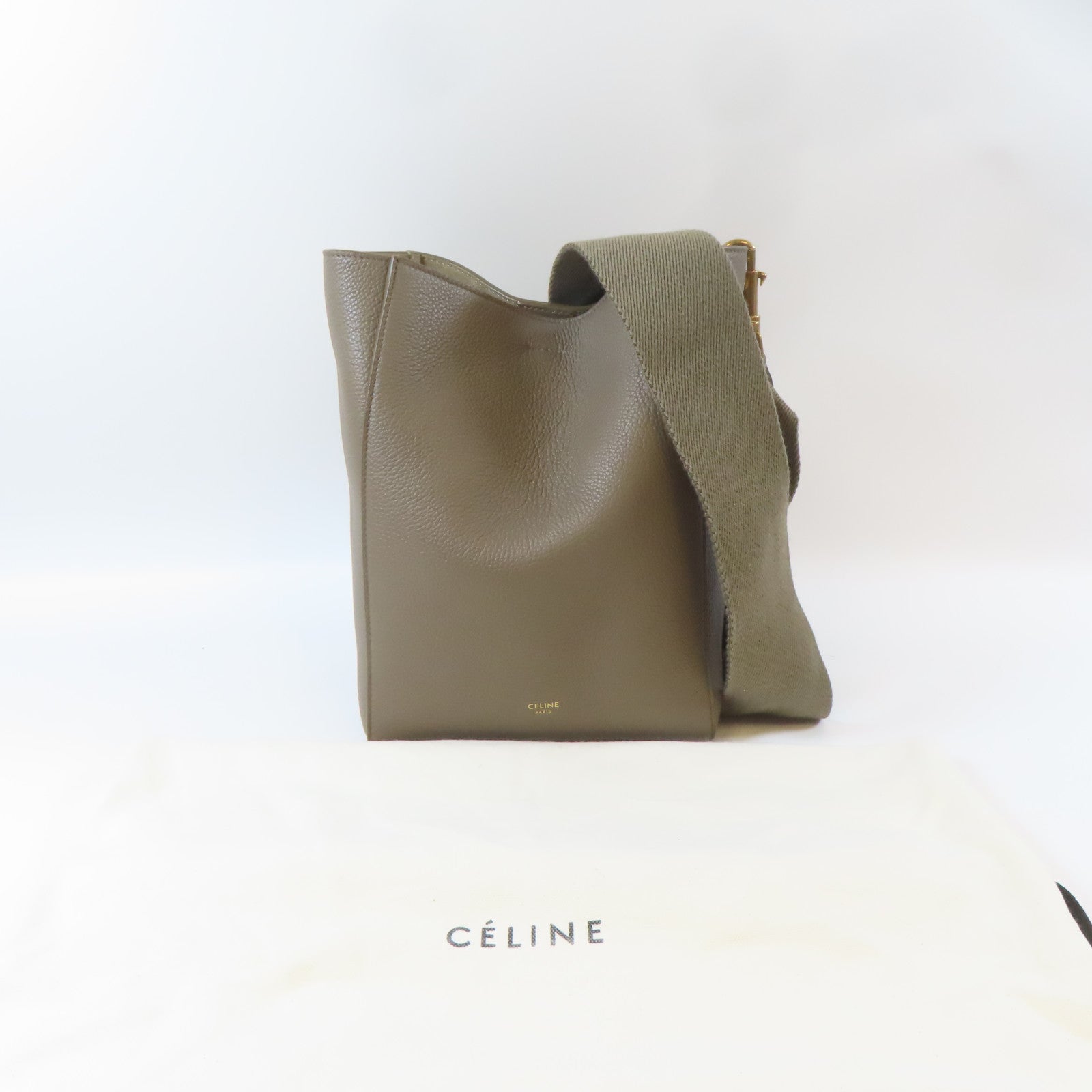 CELINE 【激減優惠】牛皮皮革Sangle Bucket Small金扣肩背袋灰色