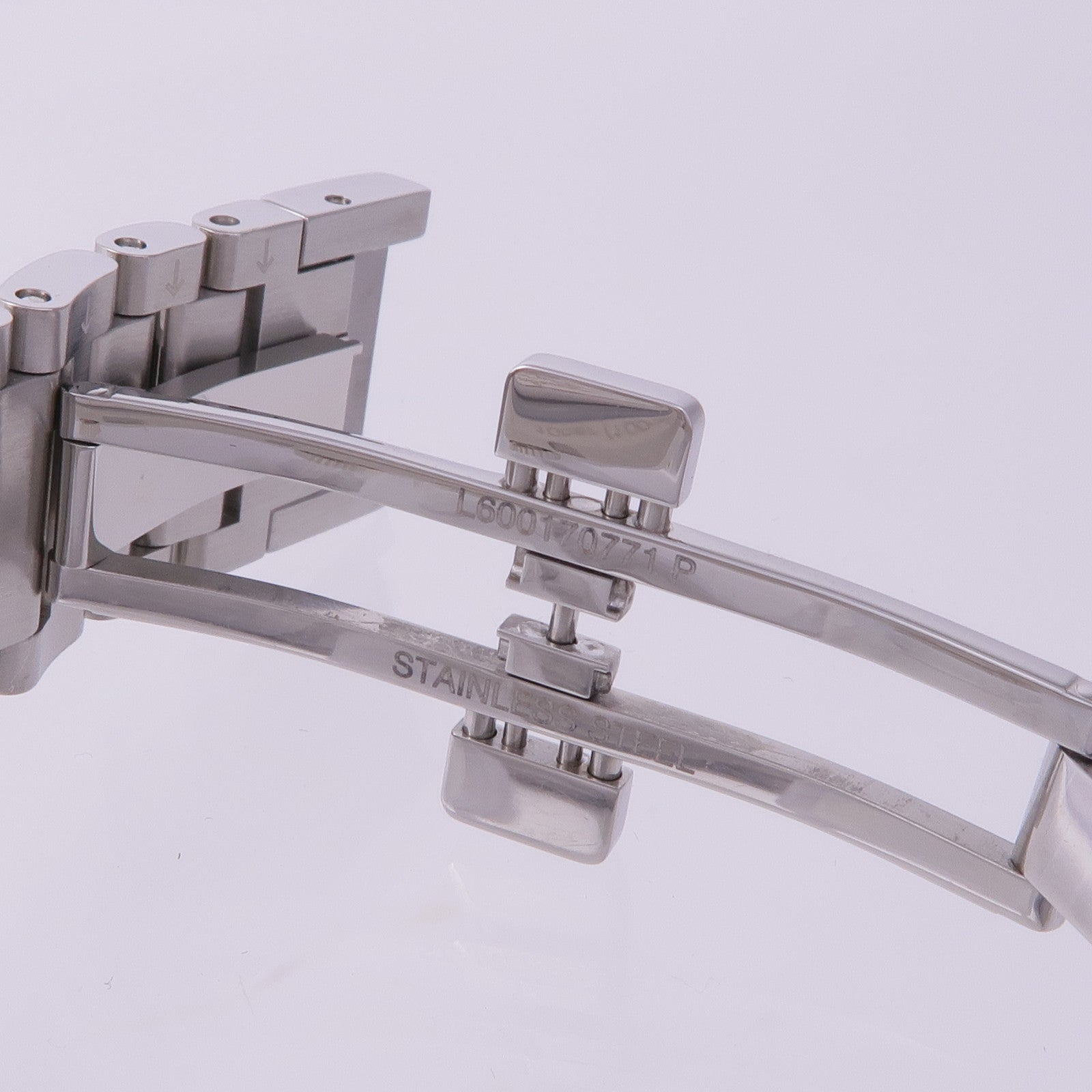 LONGINES Conquest 38mm L37204526