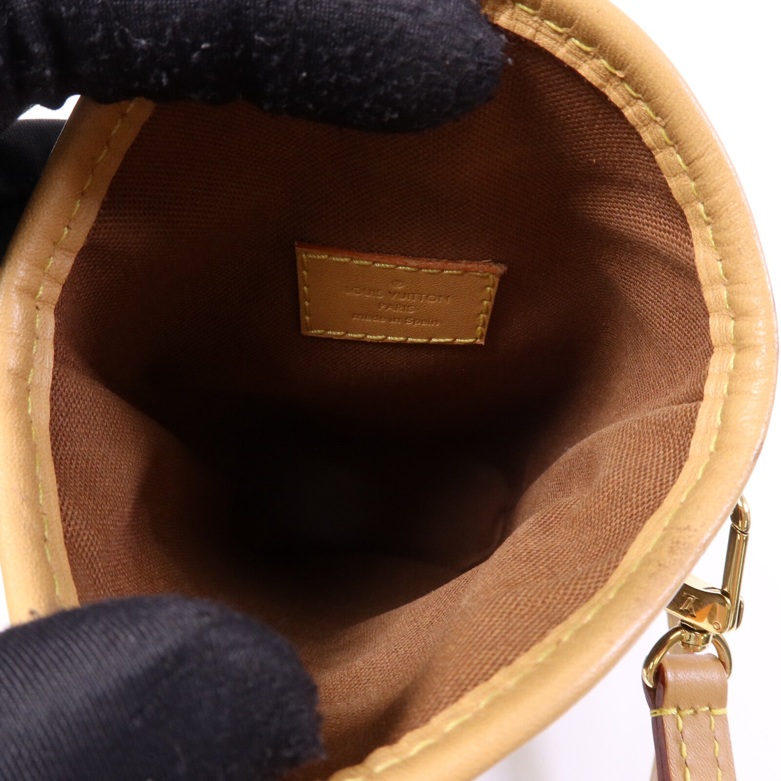 LOUIS VUITTON Monogram Fold Me Pouch金扣肩背袋