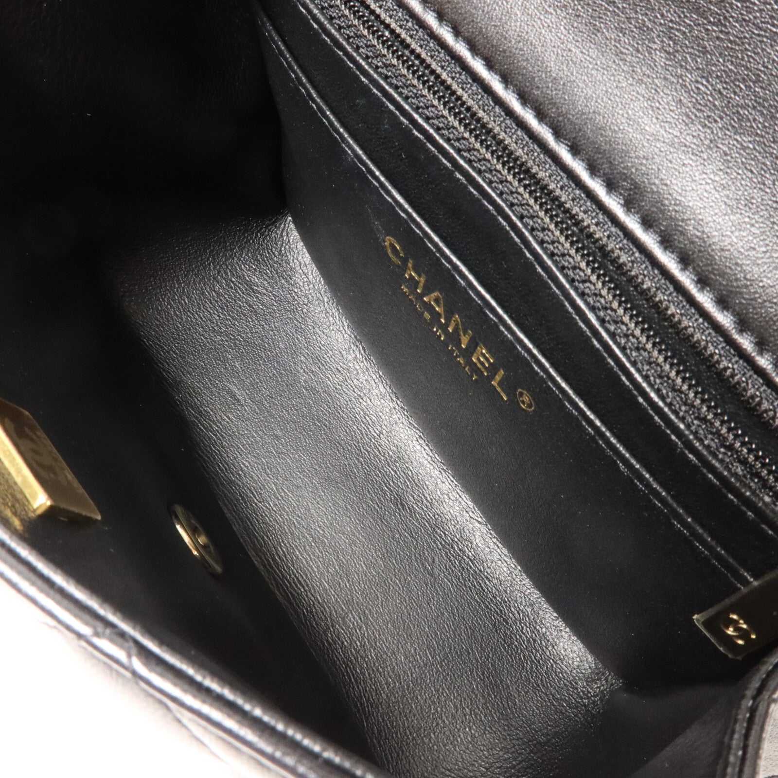 CHANEL 羊皮皮革Mini Classic 17鏈帶肩背袋