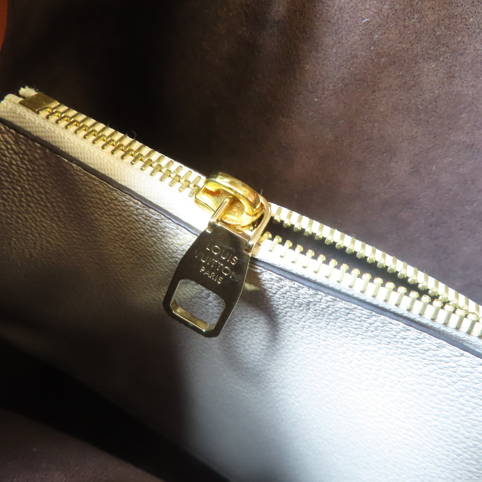 LOUIS VUITTON Monogram Empreinte Noe Noe MM 2 Way Bag金扣手挽肩背兩用袋啡色/米色