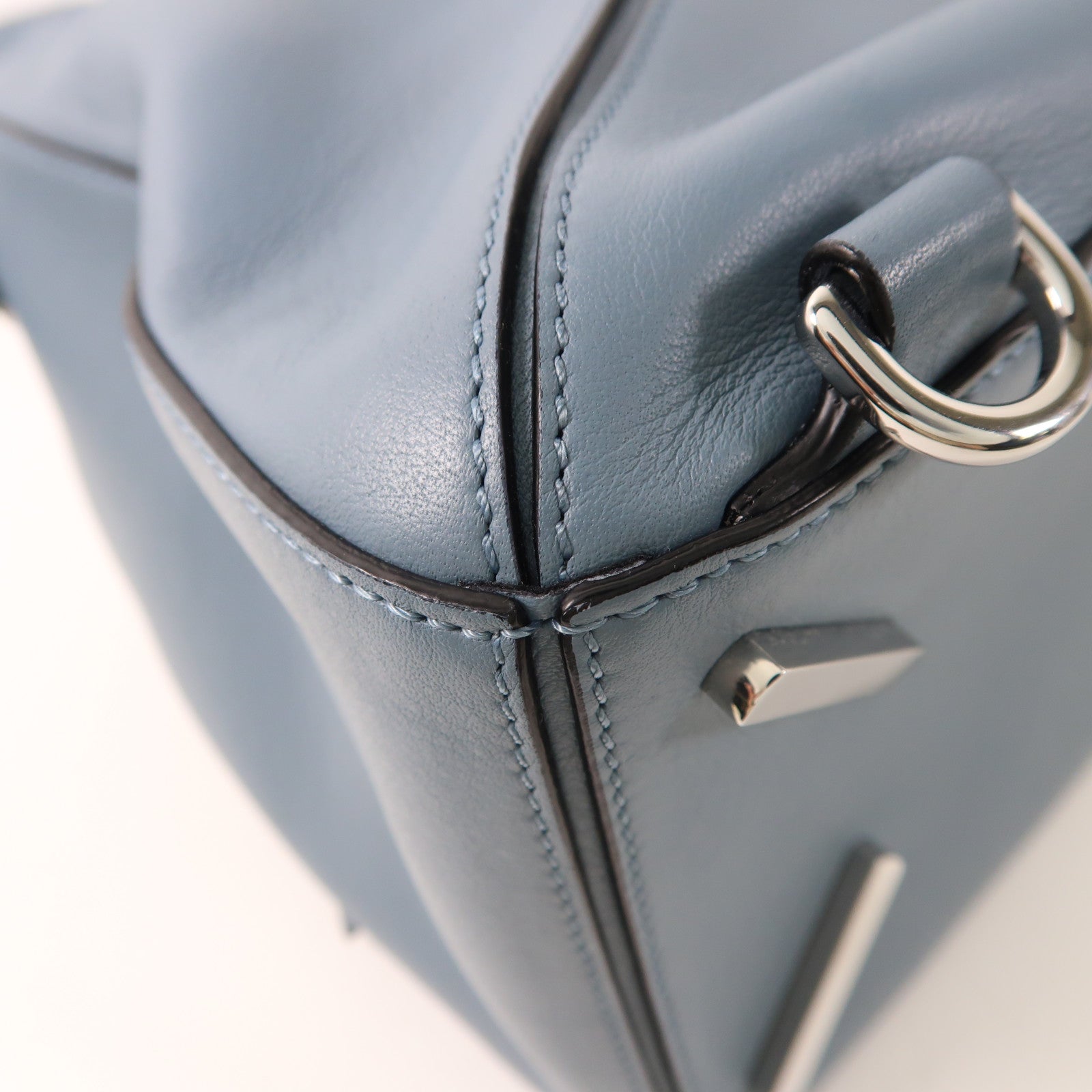 LOEWE 牛皮皮革Medium Puzzle銀扣手挽肩背兩用袋