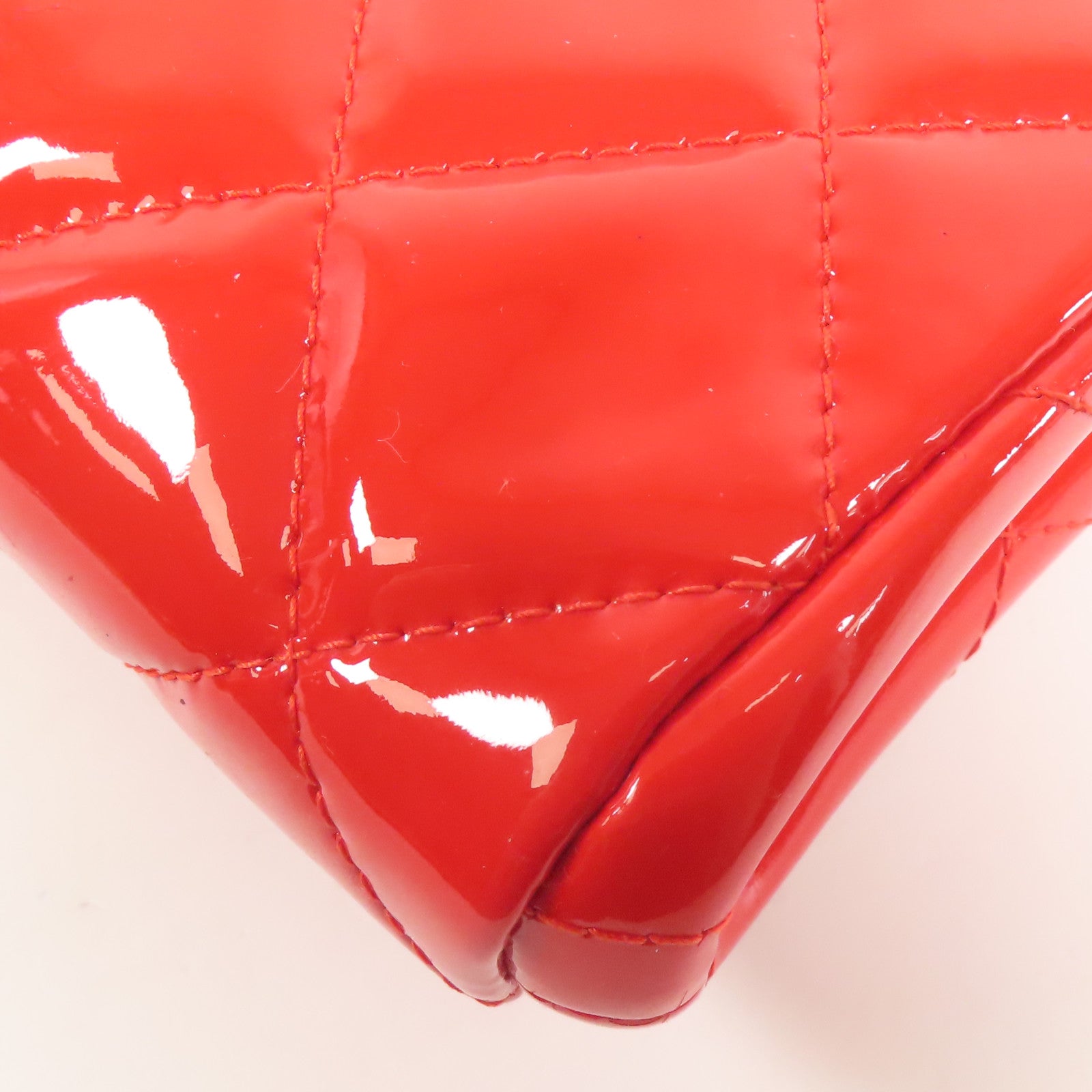 CHANEL 漆皮皮革Shoulder Bag銀扣鏈帶肩背袋