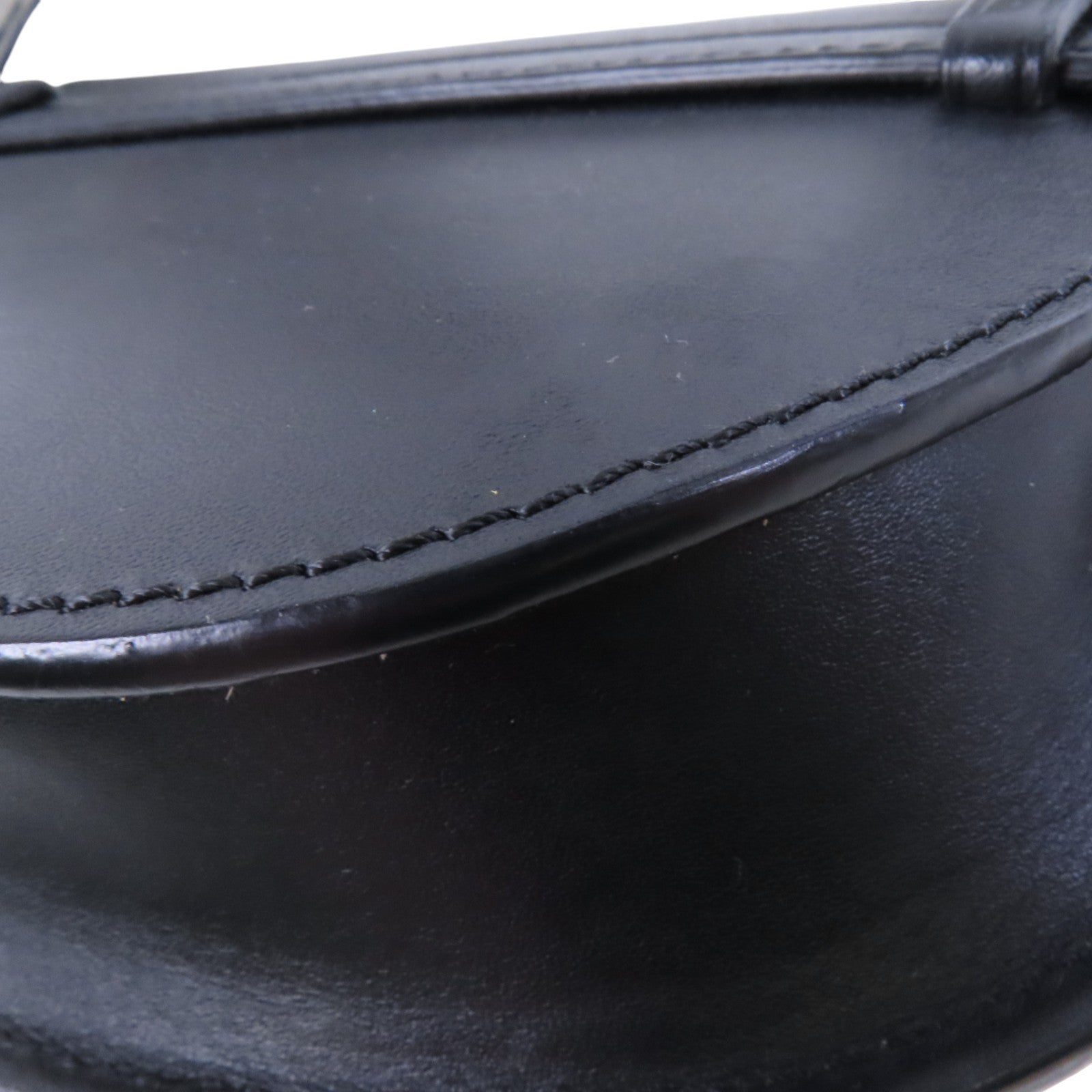 LOEWE 牛皮皮革Mini Geta金扣肩背袋