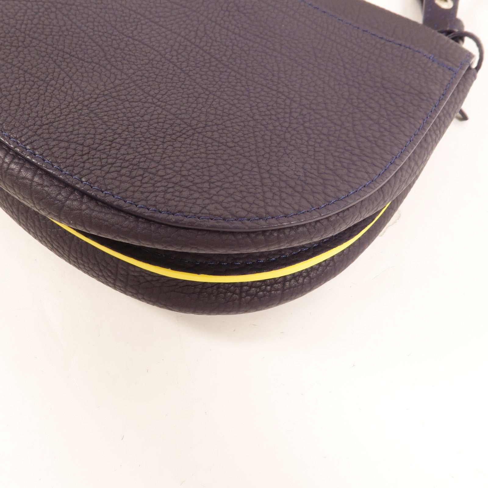 Delvaux 牛皮皮革Le Mutin Mini肩背袋