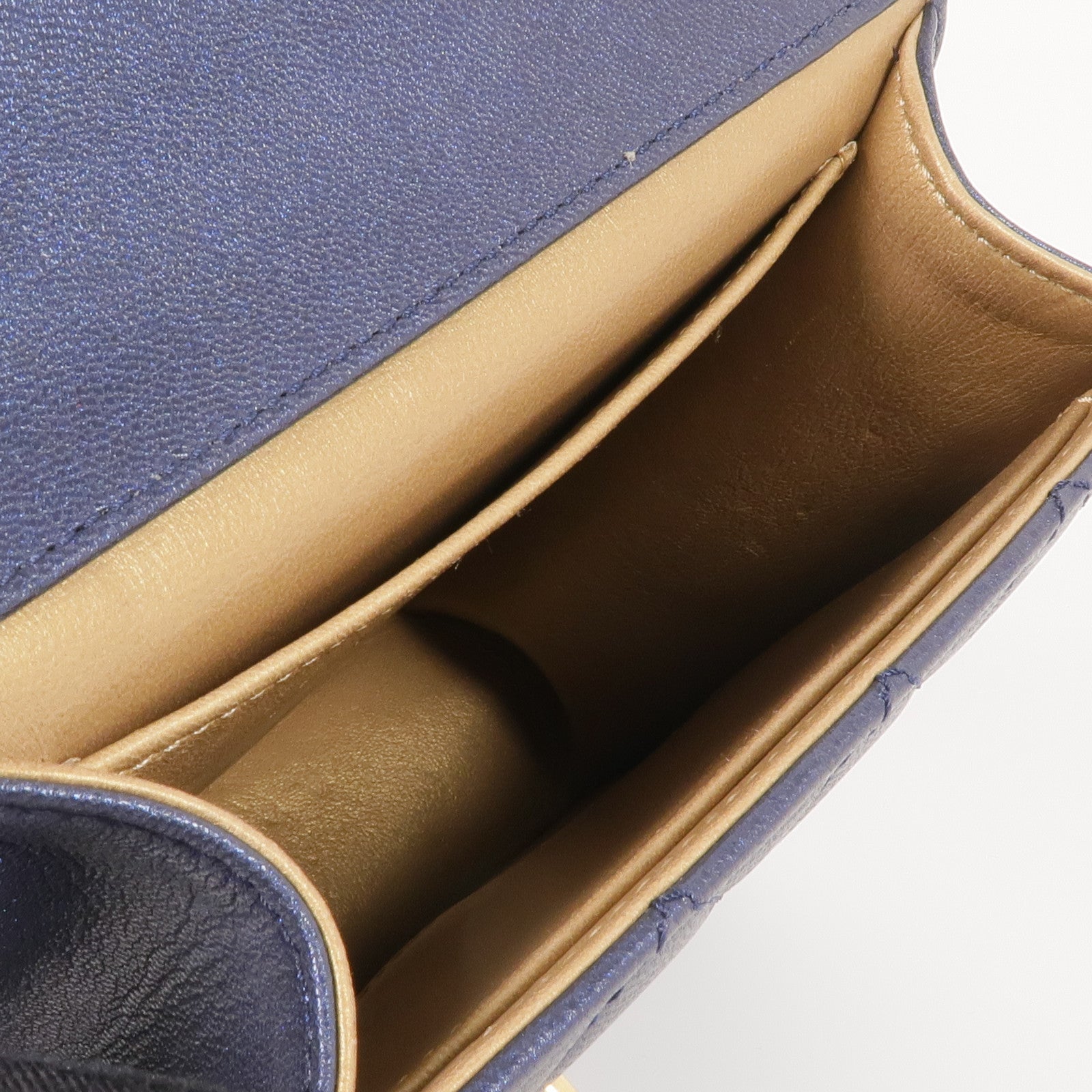 CHANEL 牛皮皮革Chain Shoulder金扣肩背袋