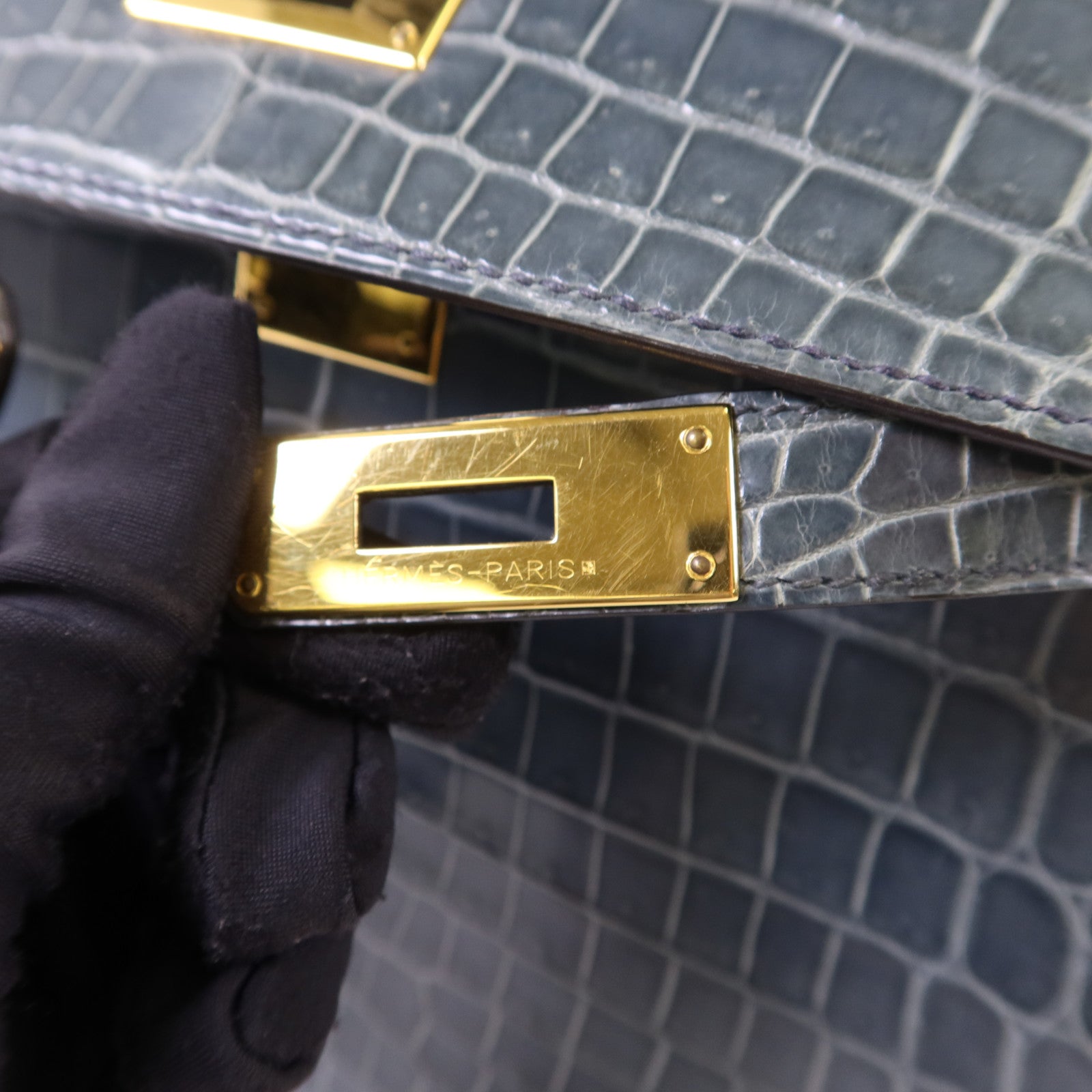 HERMES 【激減優惠】鱷魚皮革Kelly 28金扣手挽肩背兩用袋Bleu Orage
