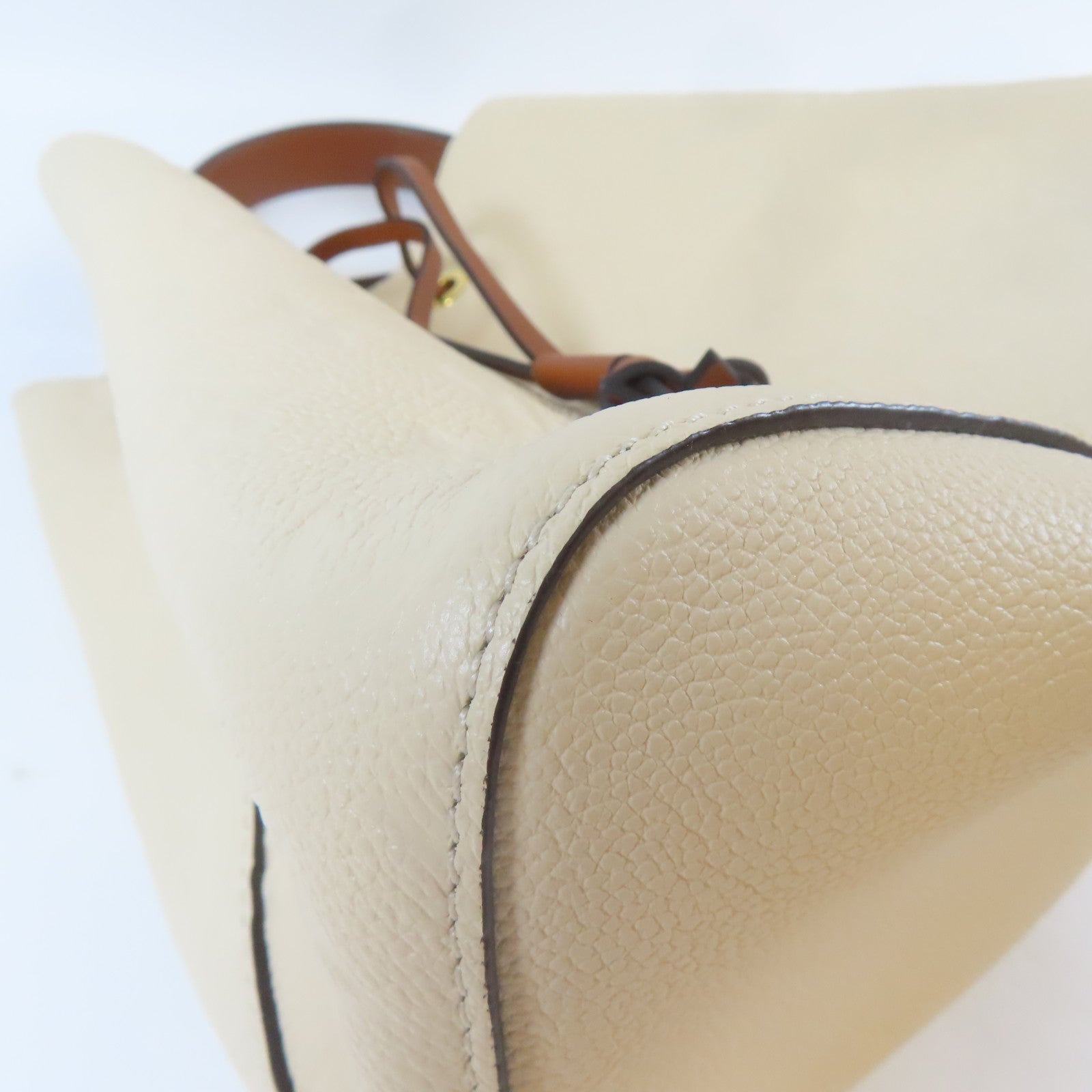 LOUIS VUITTON Monogram Empreinte Noe Noe MM 2 Way Bag金扣手挽肩背兩用袋啡色/米色