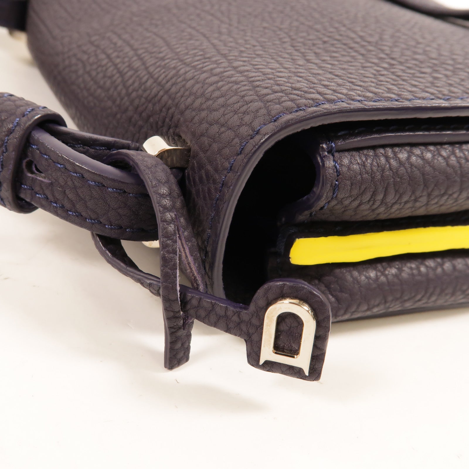 Delvaux 牛皮皮革Le Mutin Mini肩背袋