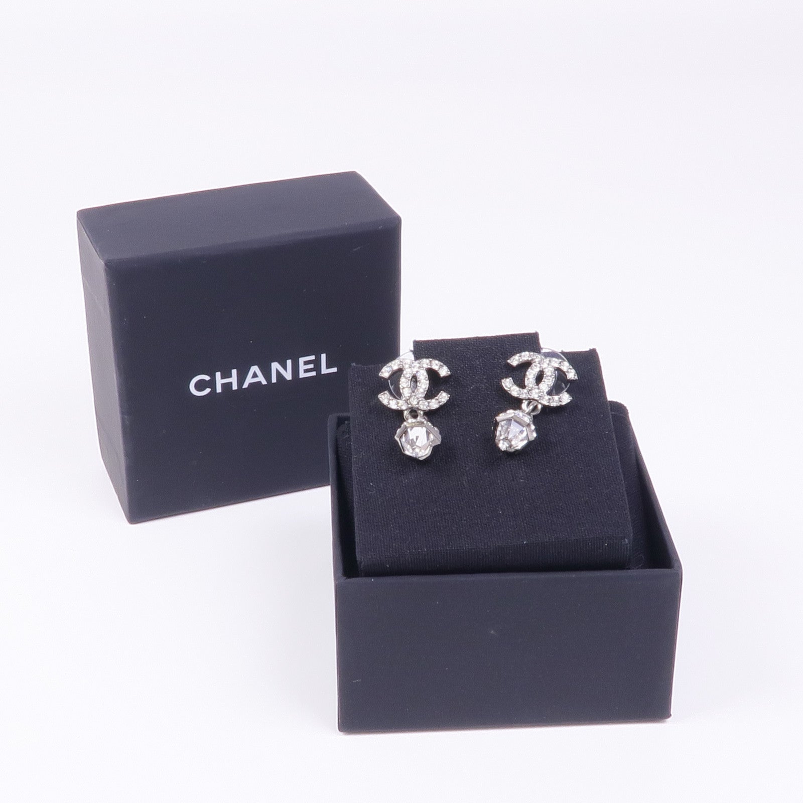 CHANEL CC Earrings Accessories Metal Silver