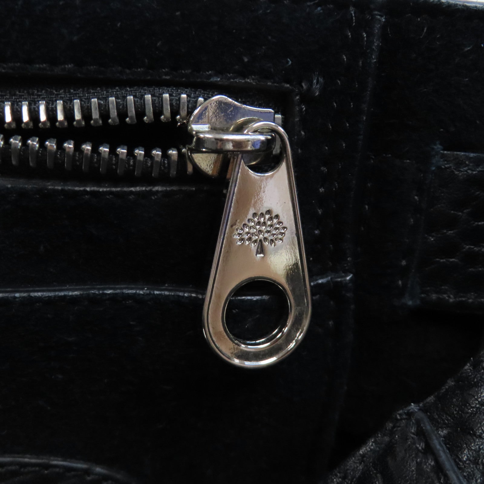 MULBERRY 【激減優惠】牛皮皮革Icon Bag銀扣手挽袋黑色