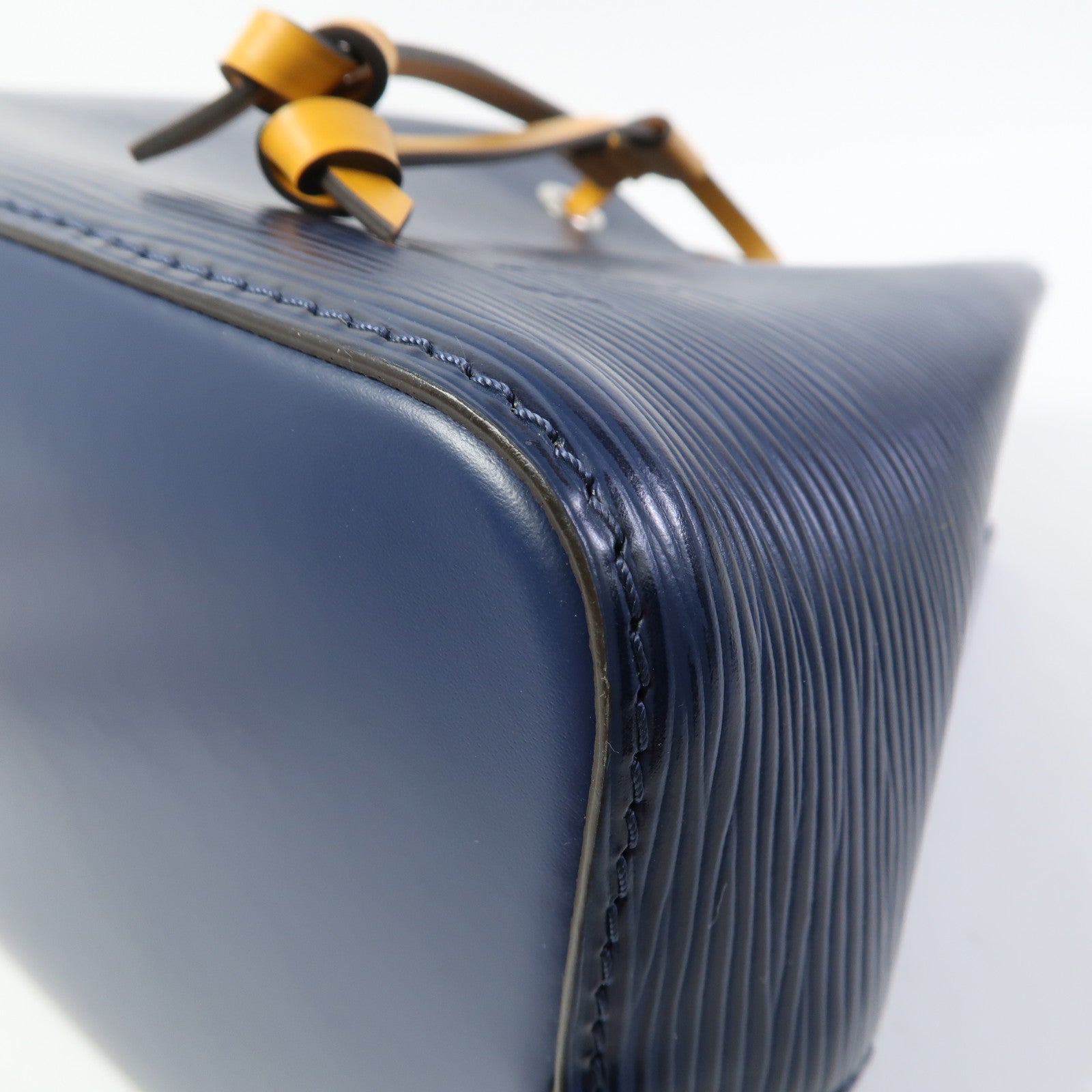 LOUIS VUITTON Epi Neo Noe BB銀扣手挽肩背兩用袋