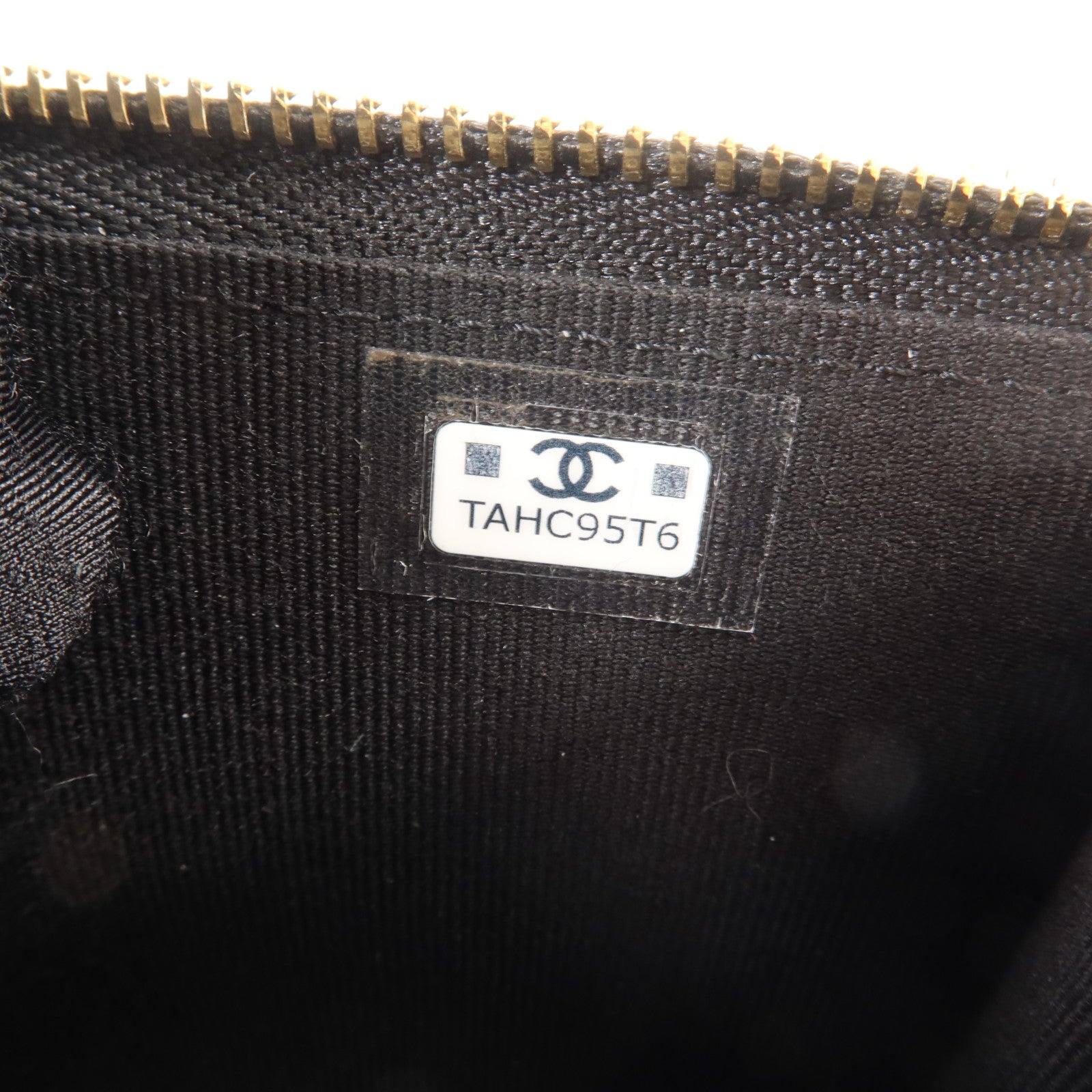 CHANEL 牛皮皮革CC Logo Zipper Wallet錢包