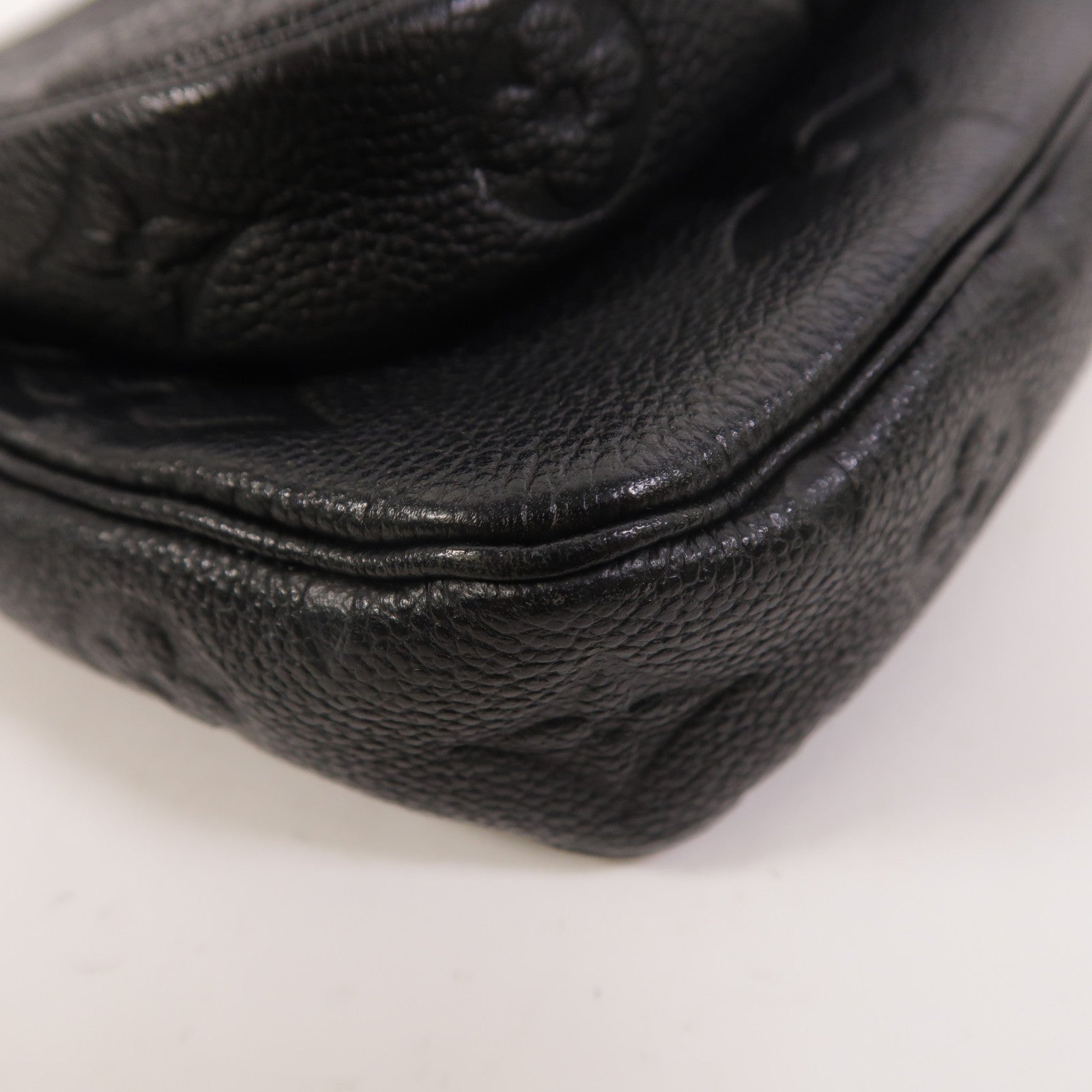 LOUIS VUITTON Monogram Empreinte Multi Pochette Accessoires手挽肩背兩用袋