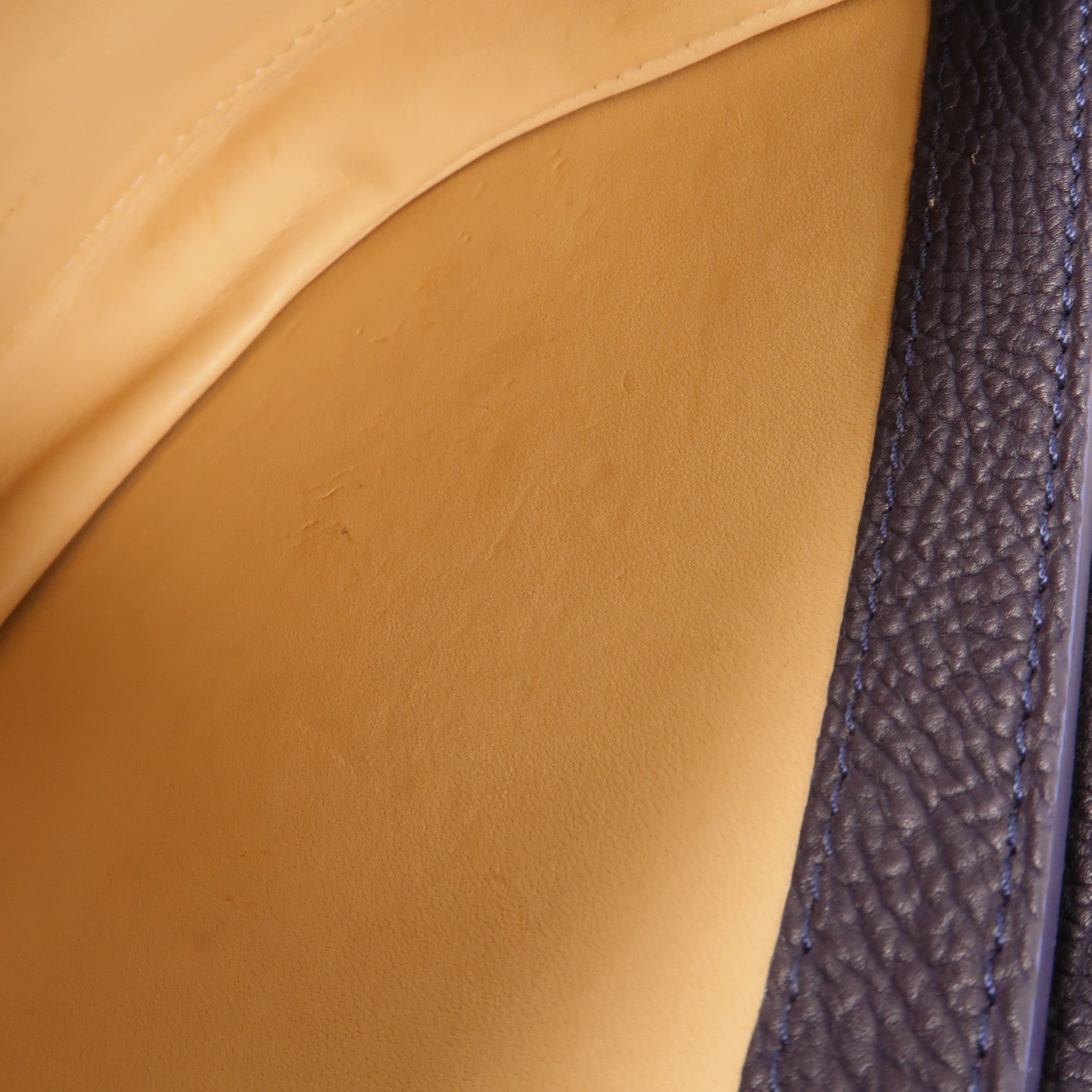 Delvaux 牛皮皮革Le Mutin Mini肩背袋