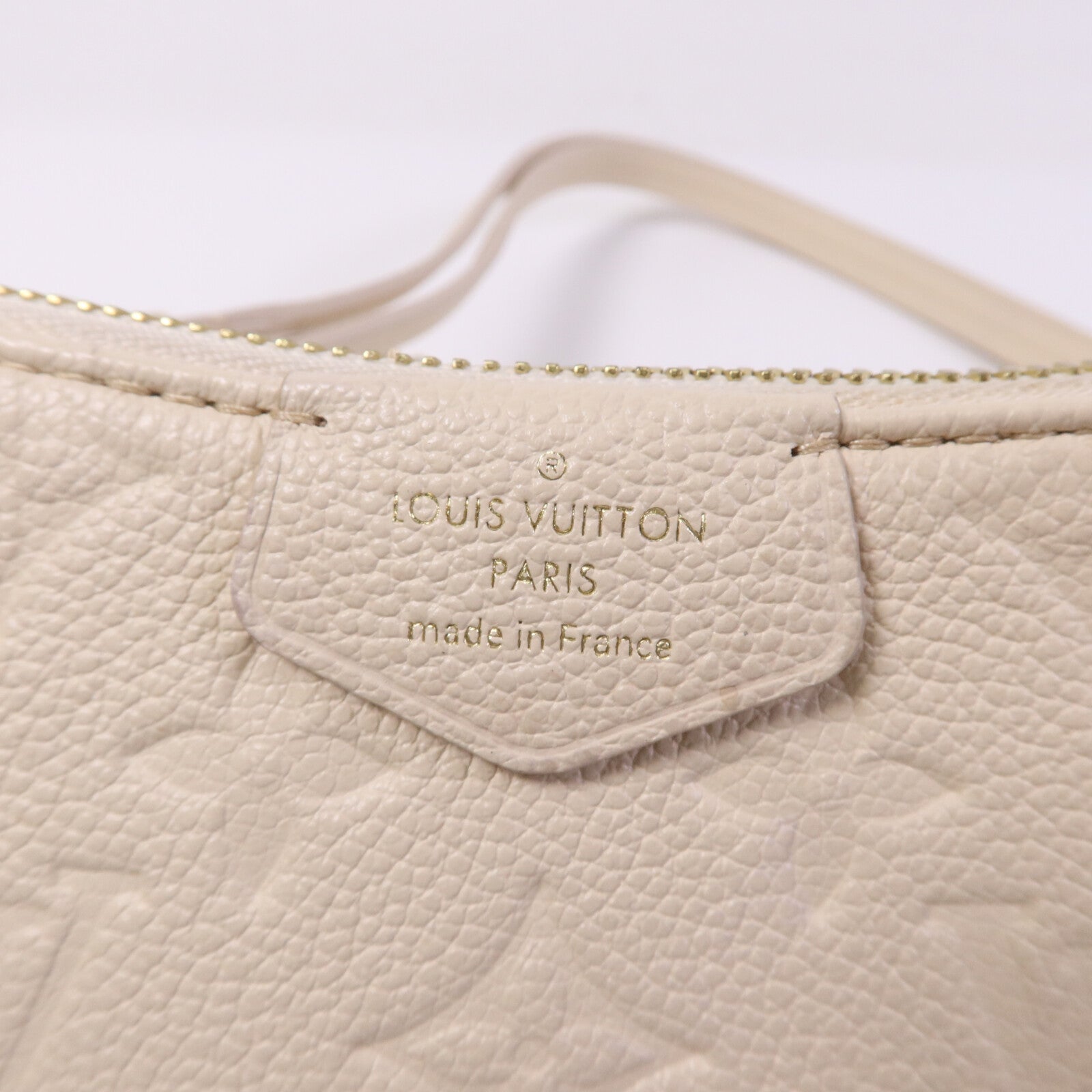 LOUIS VUITTON Monogram Empreinte Easy Pouch On Strap金扣手挽肩背兩用袋