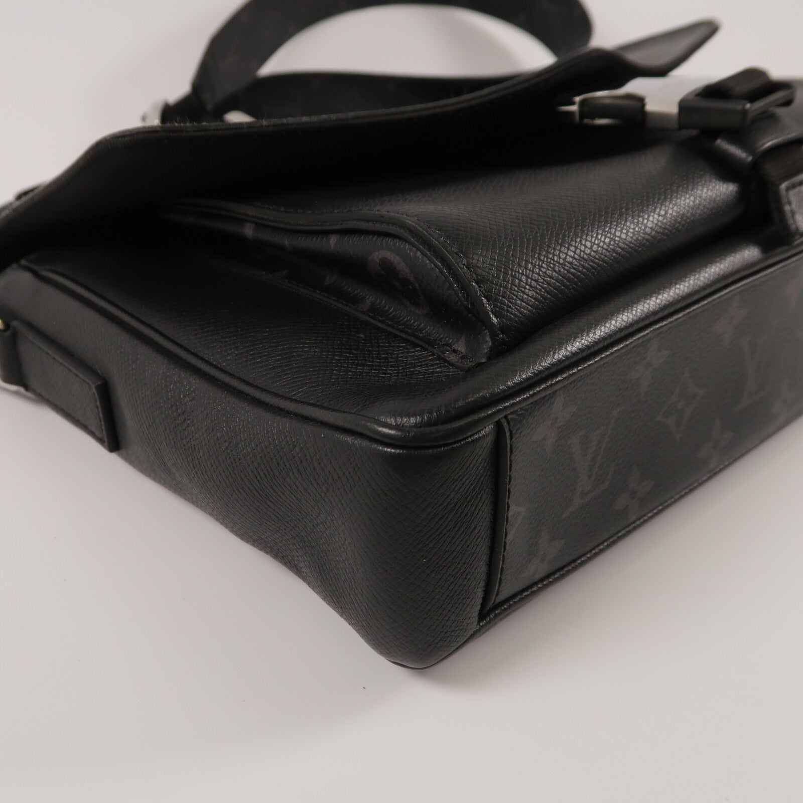 LOUIS VUITTON Monogram Messengerama肩背袋