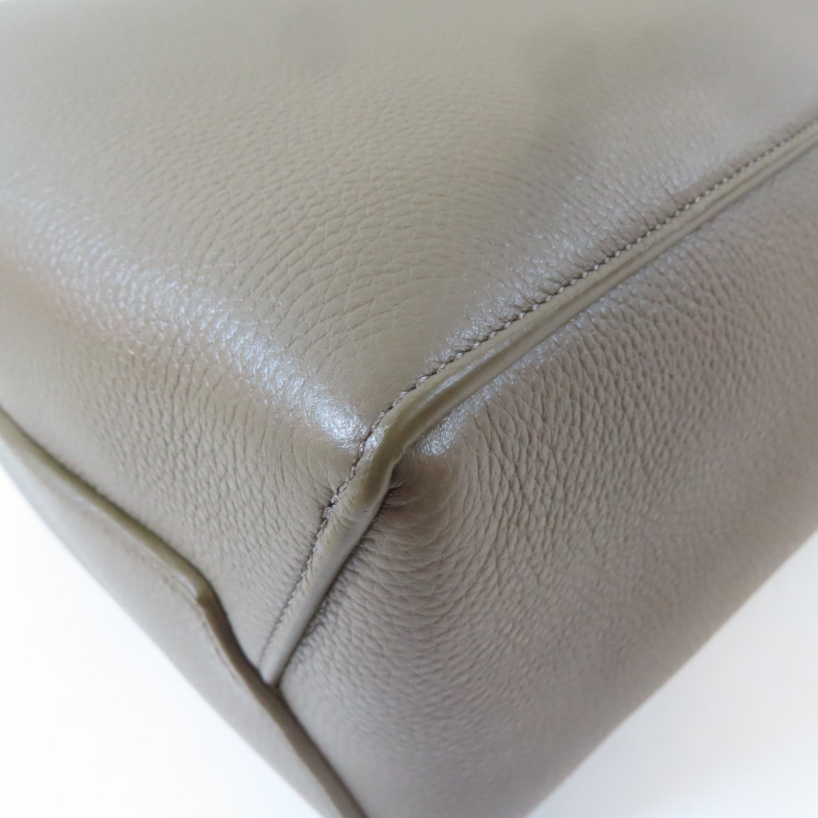 CELINE 【激減優惠】牛皮皮革Sangle Bucket Small金扣肩背袋灰色