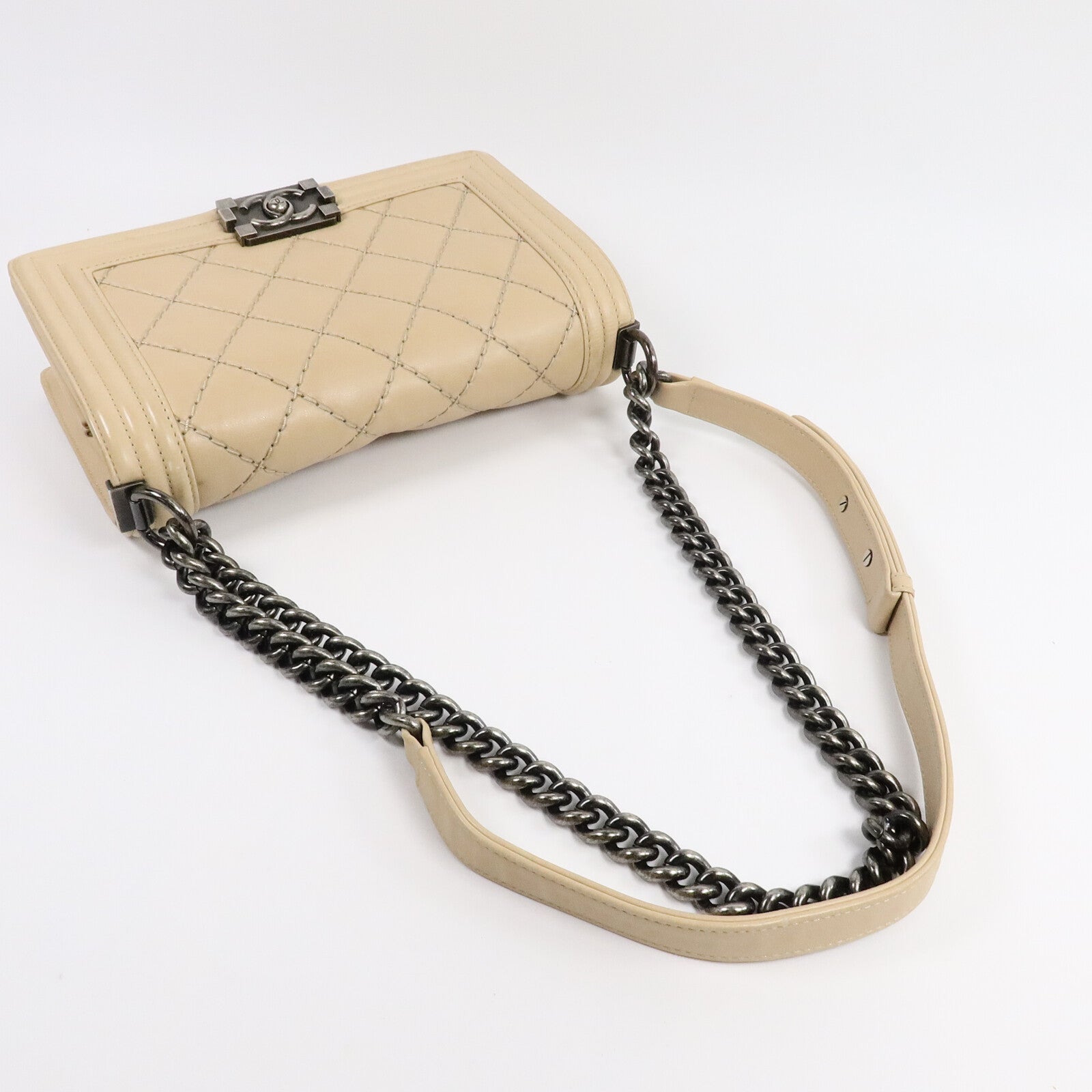 CHANEL 牛皮皮革Boy 25鏈帶肩背袋