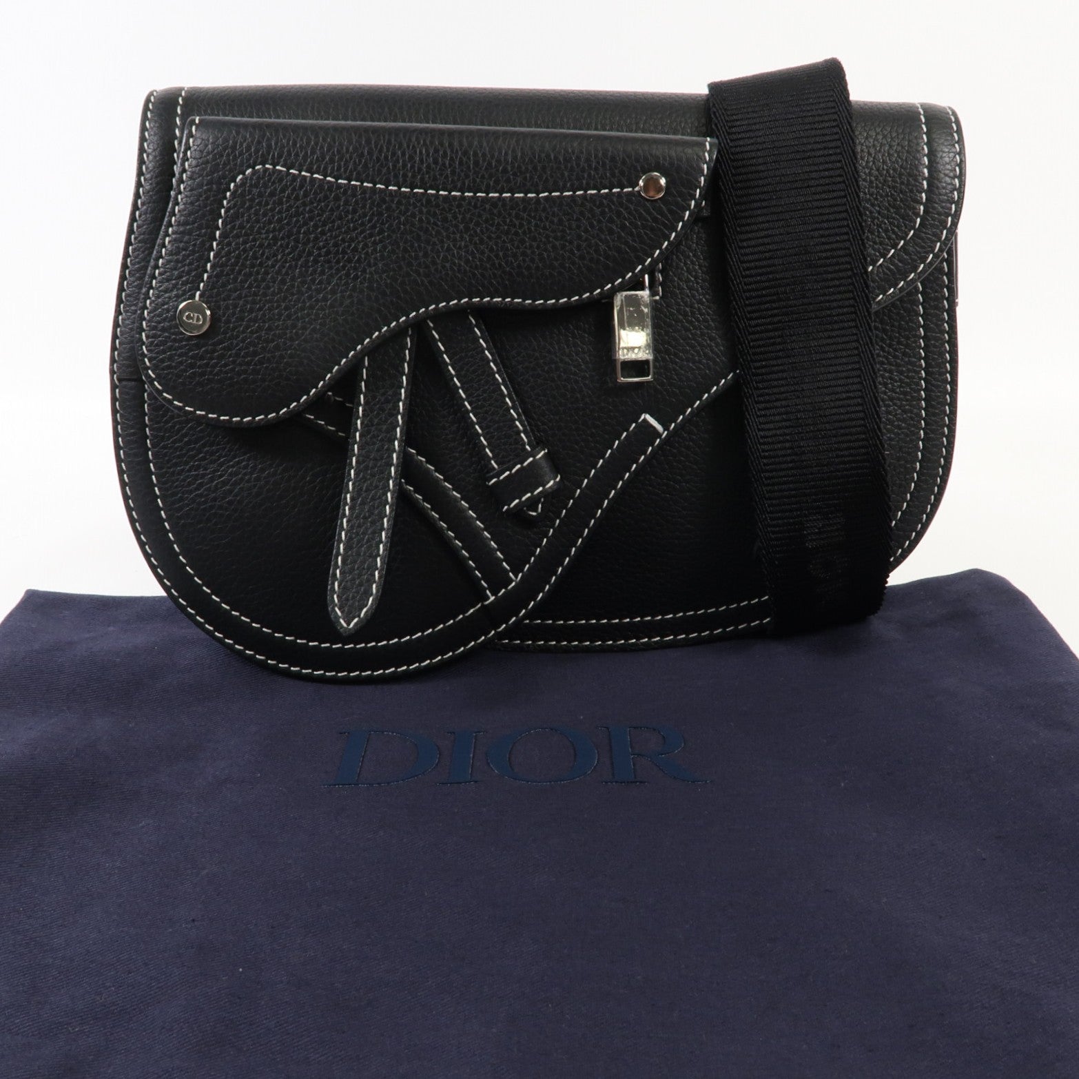 Dior 牛皮皮革Saddle銀扣肩背袋