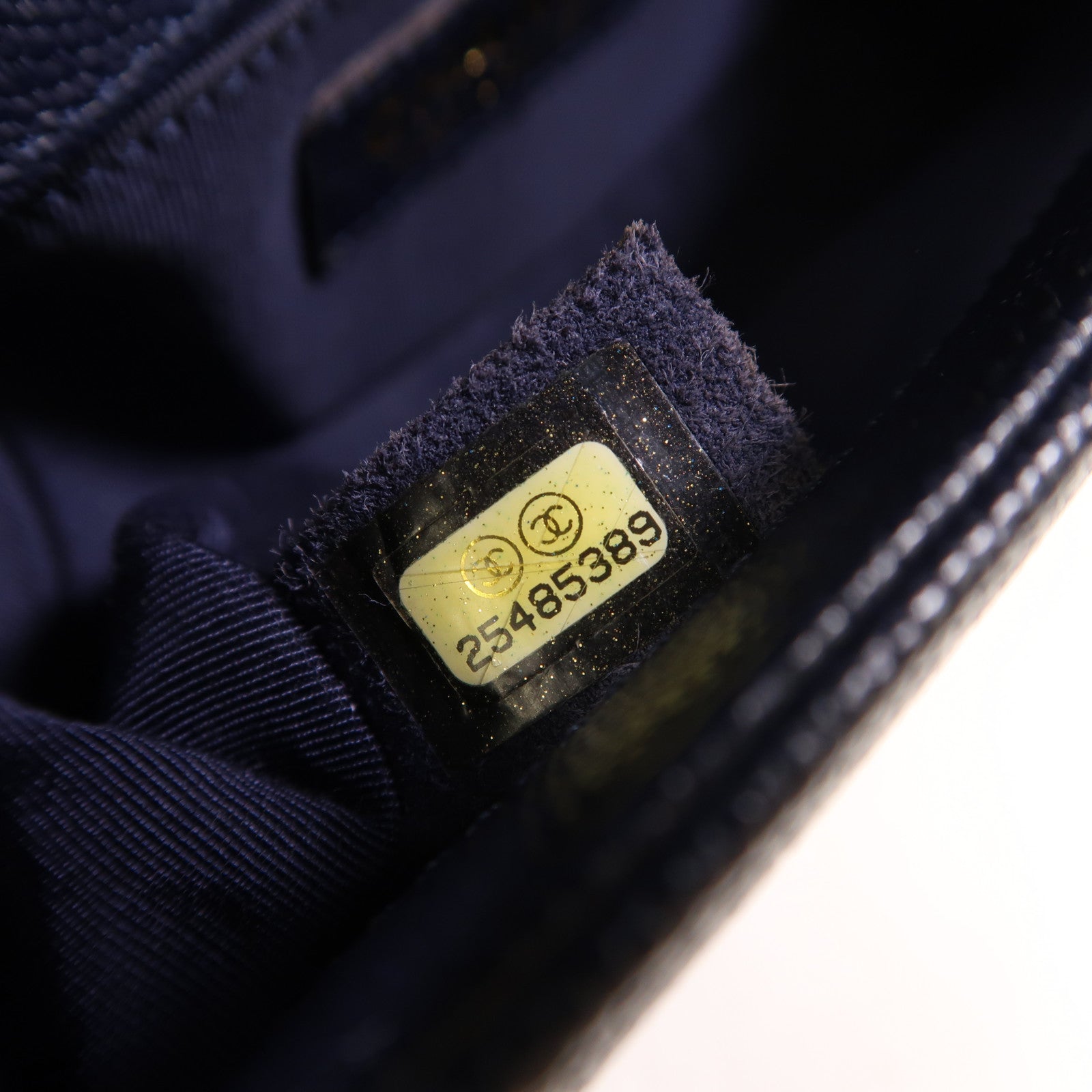 CHANEL 牛皮皮革Boy 20金扣鏈帶肩背袋