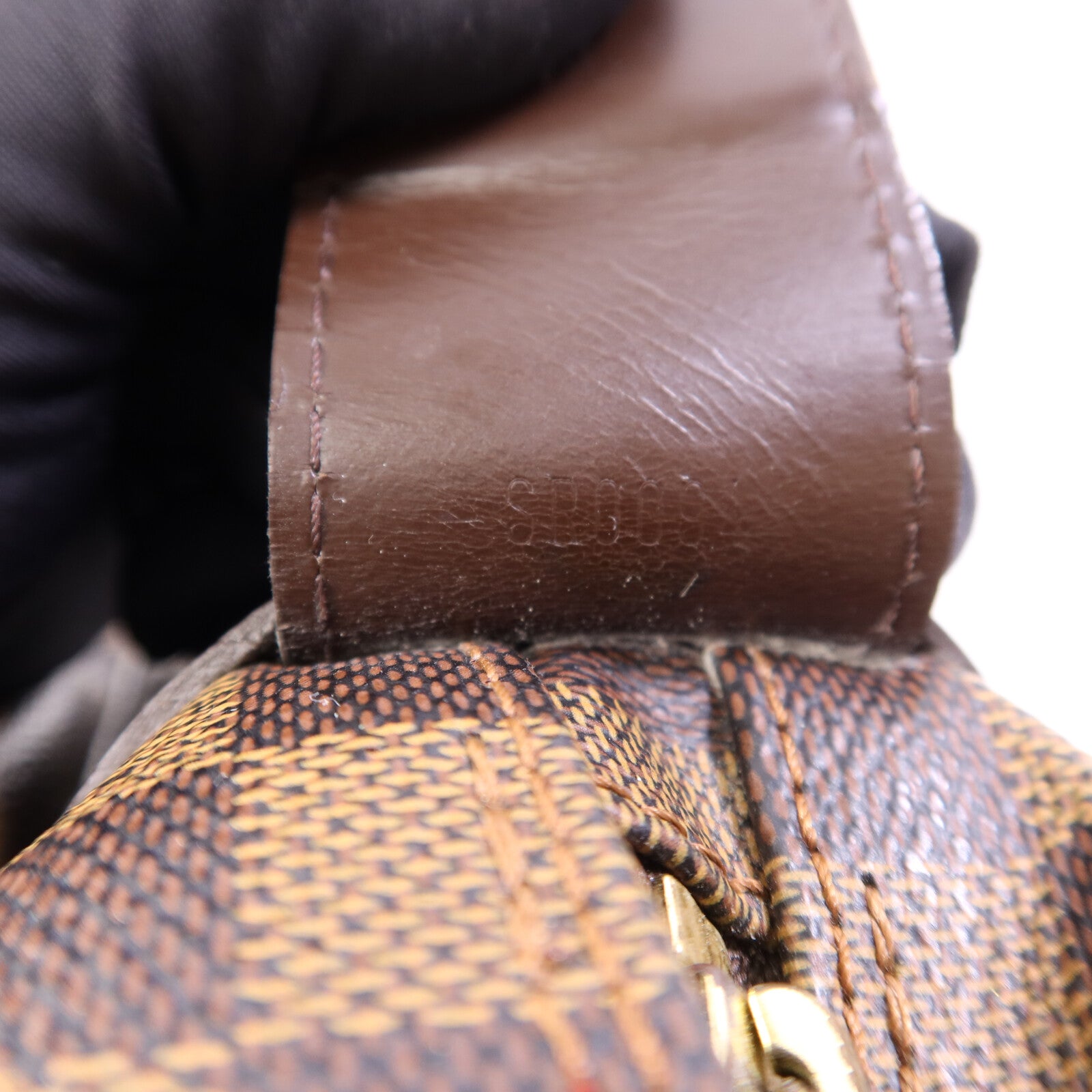 LOUIS VUITTON Damier Ebene Naviglio金扣肩背袋