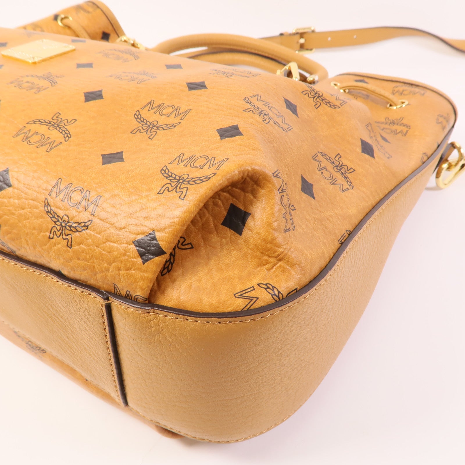 MCM 塗層帆布Shoulder Bag金扣手挽肩背兩用袋