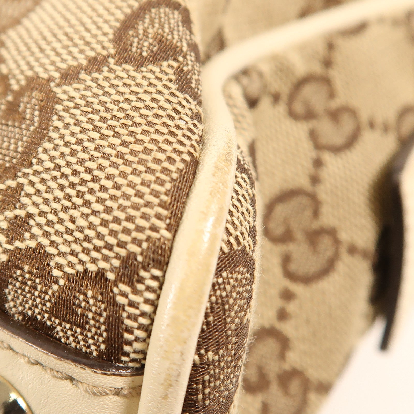 GUCCI 帆布Shoulder Bag金扣肩背袋