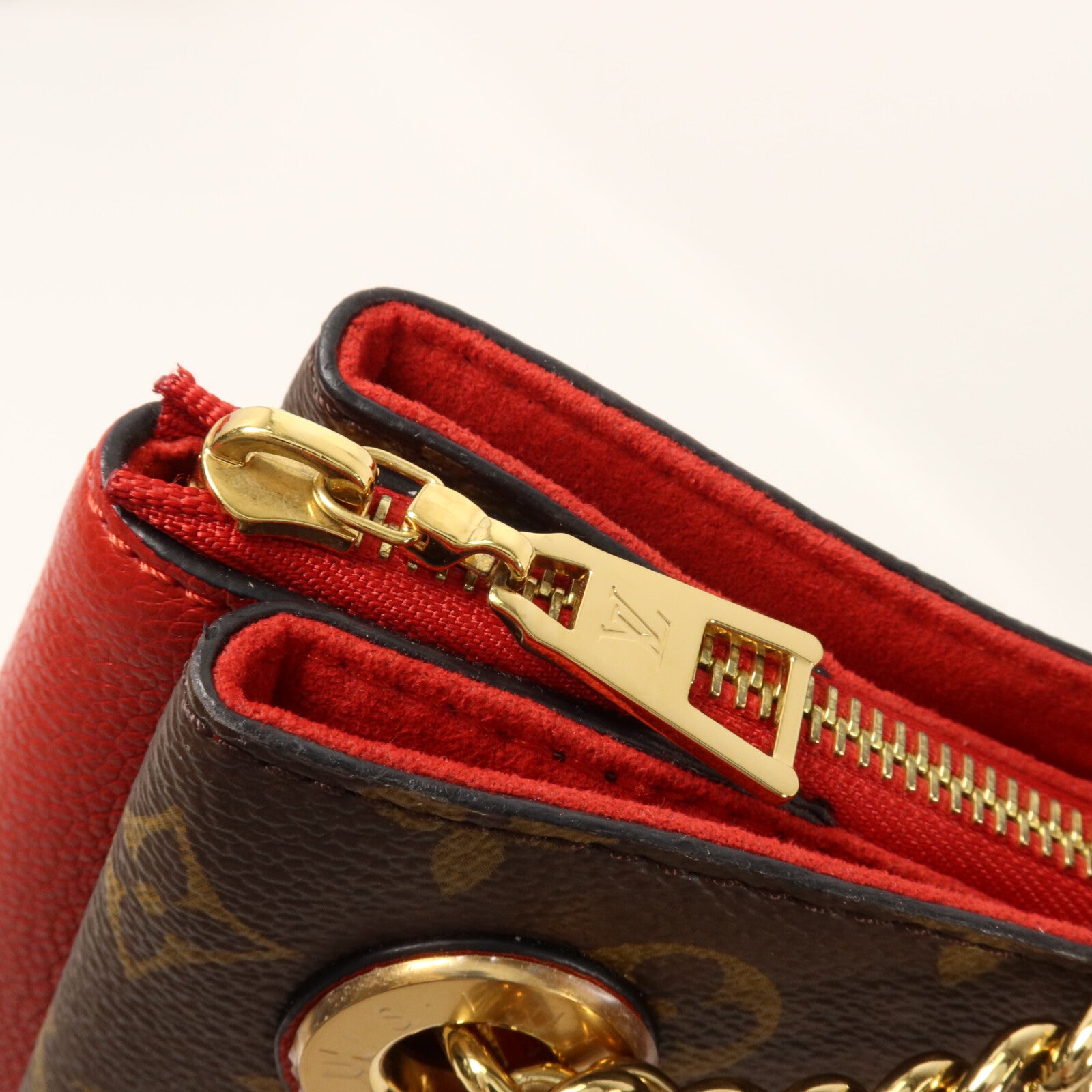 LOUIS VUITTON Monogram Surene MM鏈帶肩背袋