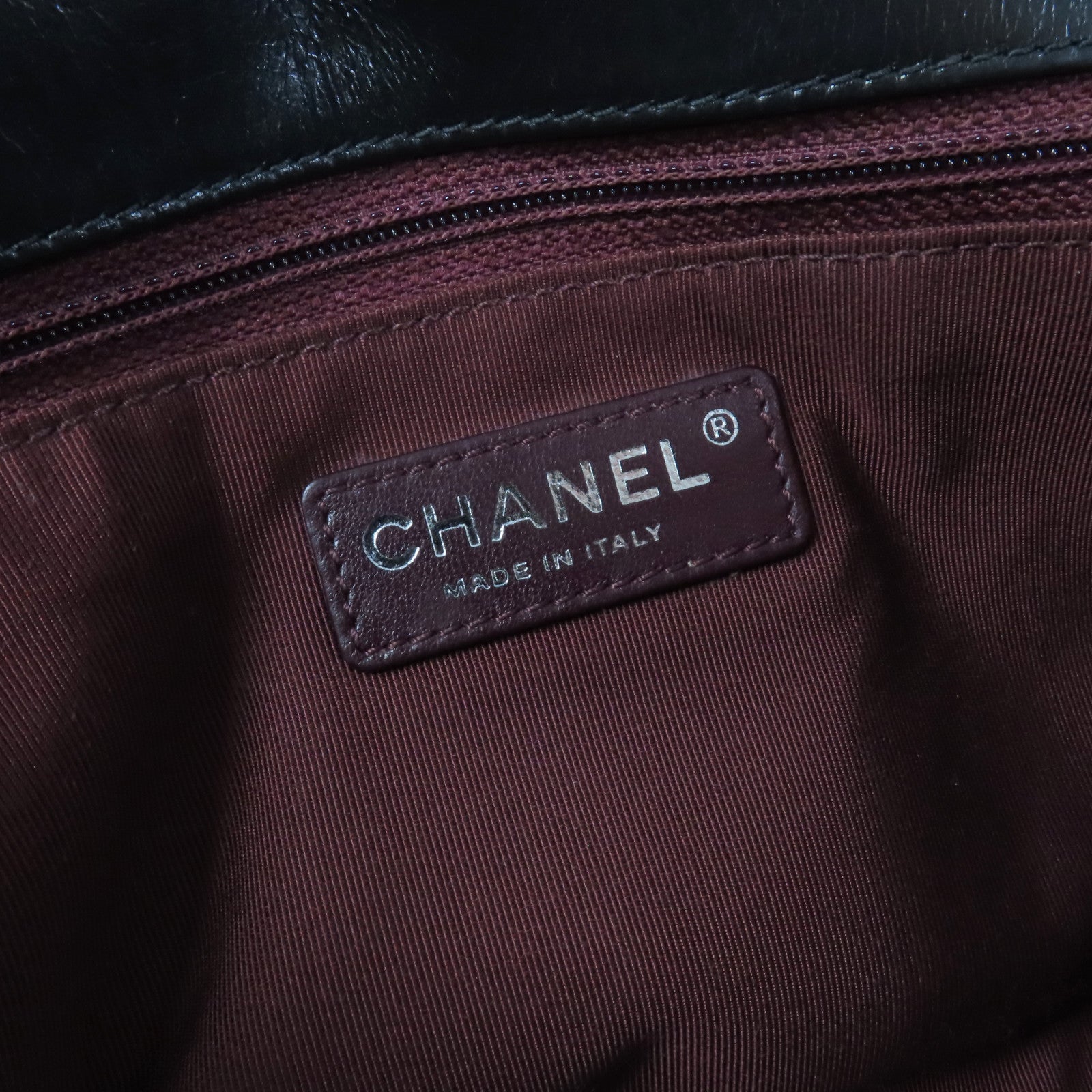 CHANEL 【激減優惠】菱格/斜紋牛皮皮革Chain Shoulder銀扣鏈帶肩背袋黑色