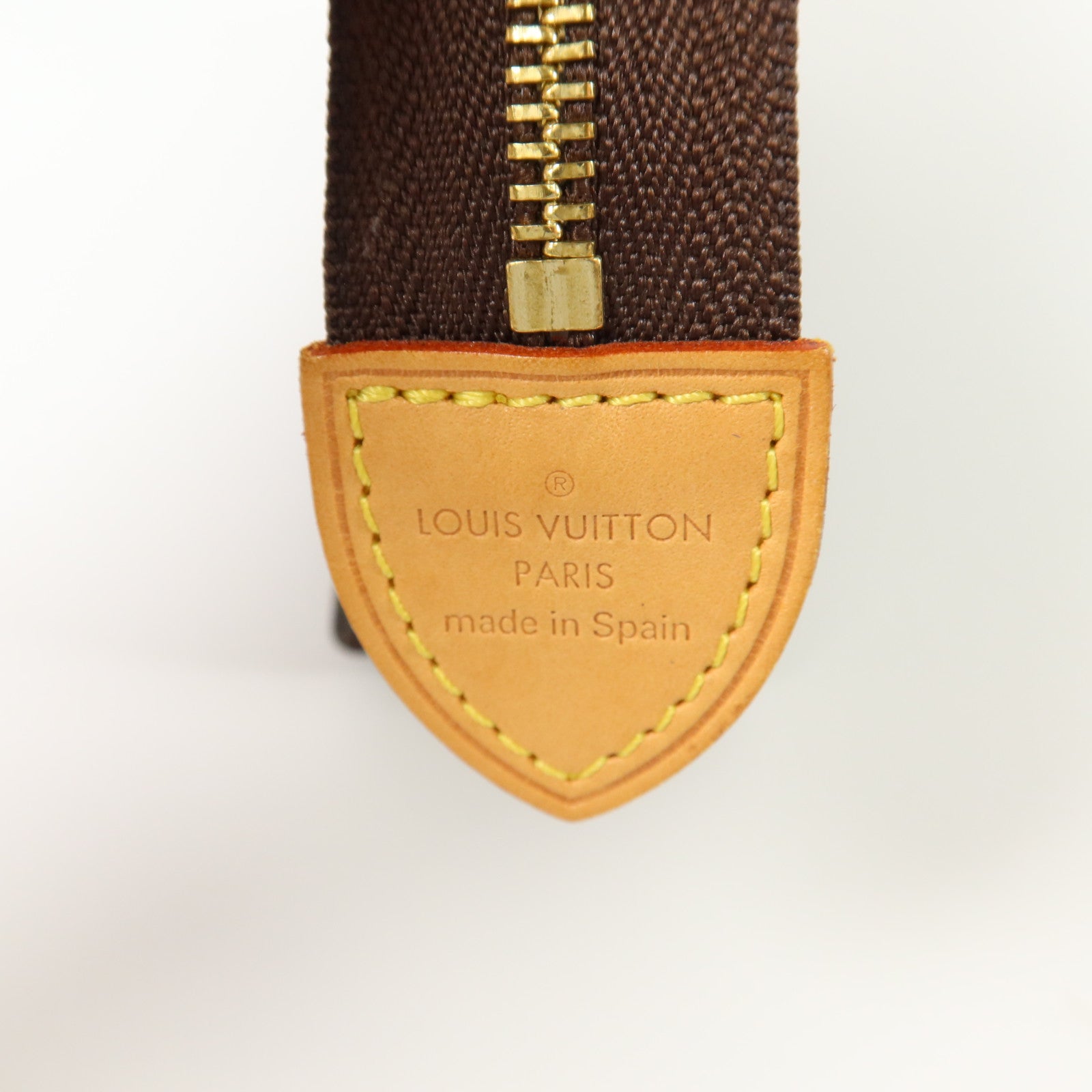 LOUIS VUITTON Monogram Poche Toilette 15金扣手拿包