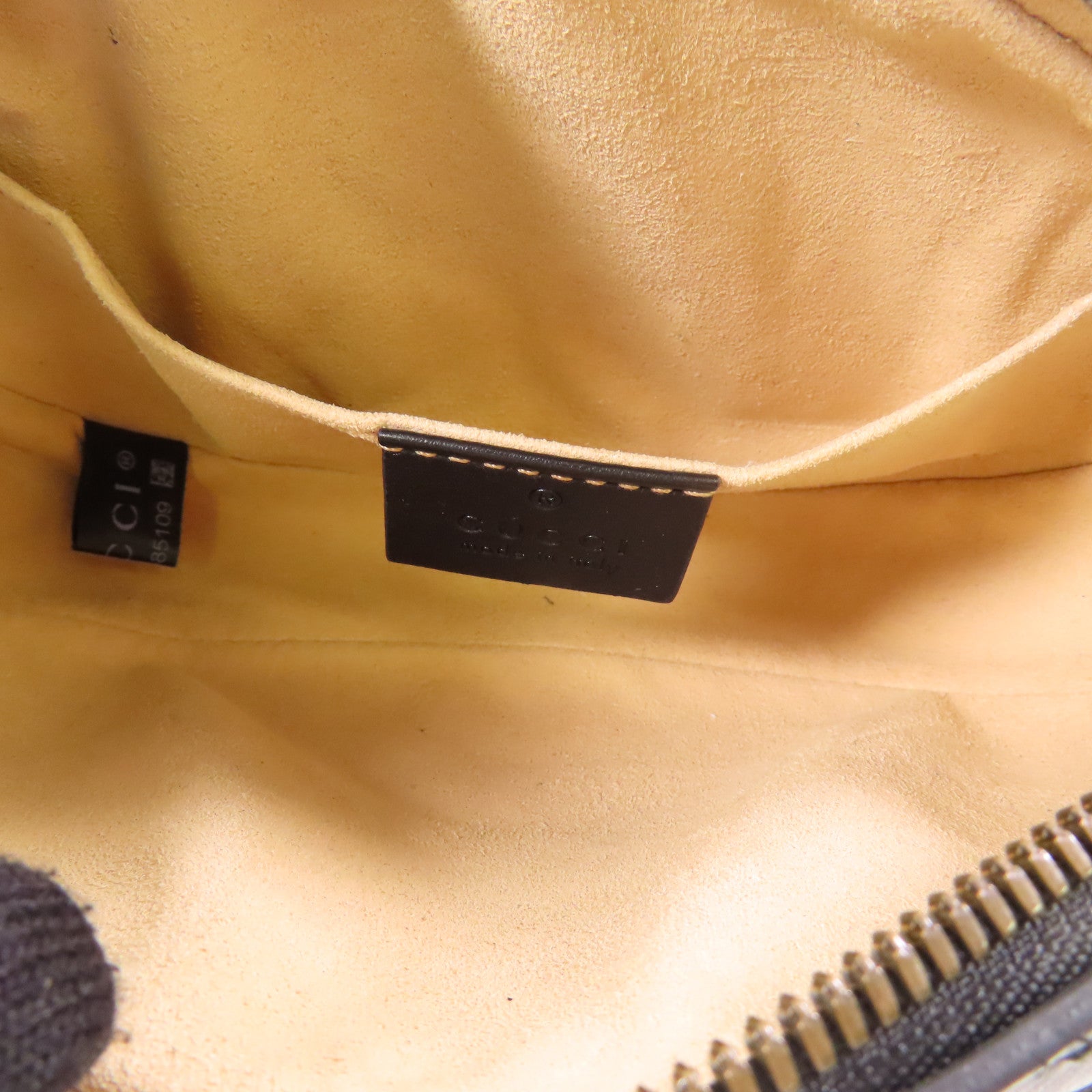 GUCCI 【激減優惠】皮革GG Marmont金扣腰包