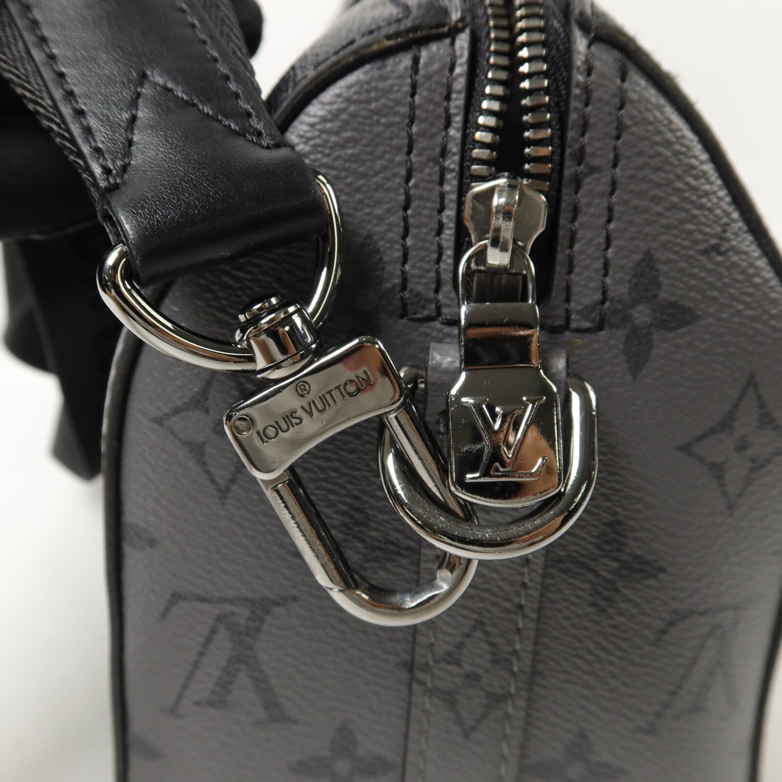 LOUIS VUITTON Monogram Eclipse City Keepall肩背袋