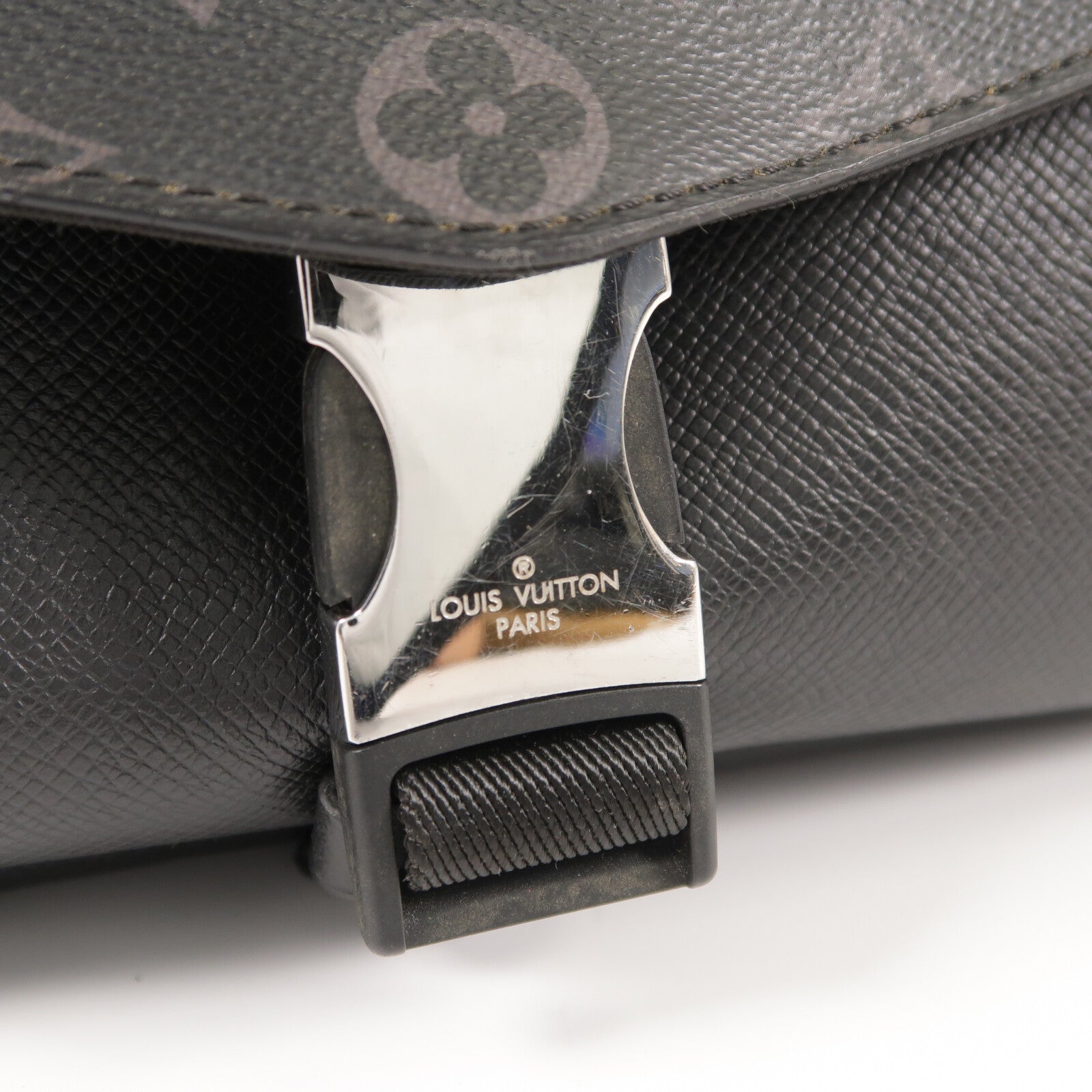 LOUIS VUITTON Monogram Messengerama肩背袋