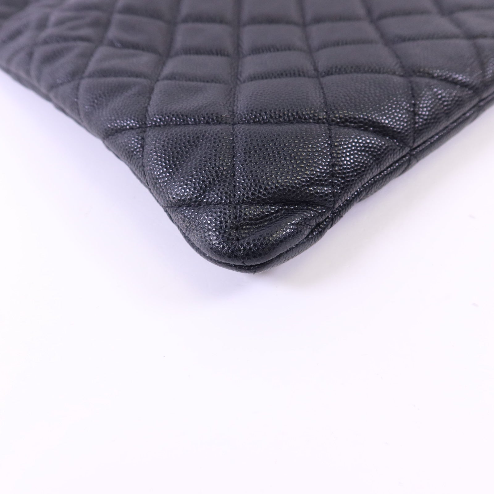 CHANEL 牛皮皮革Pouch金扣手拿包