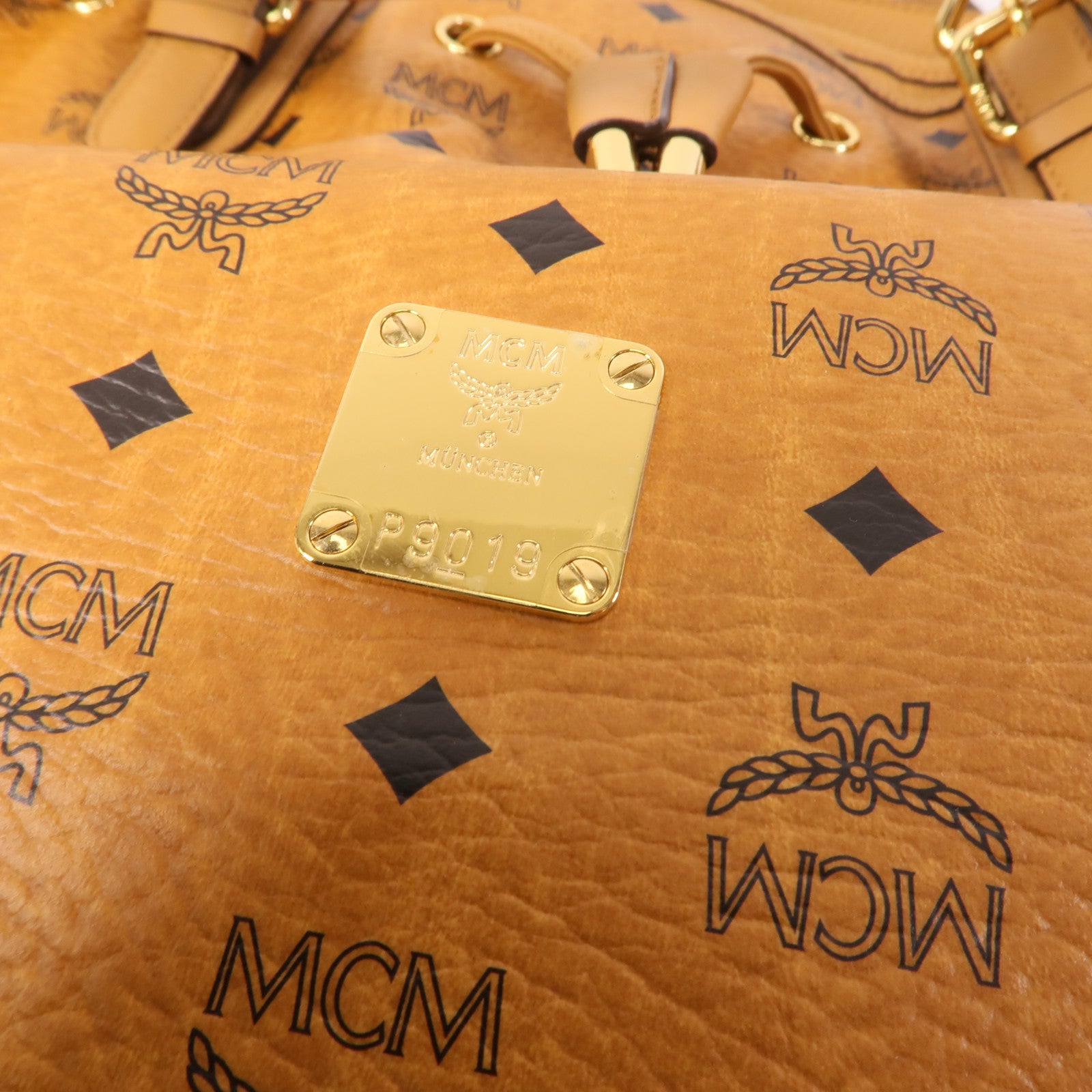 MCM 塗層帆布Shoulder Bag金扣手挽肩背兩用袋