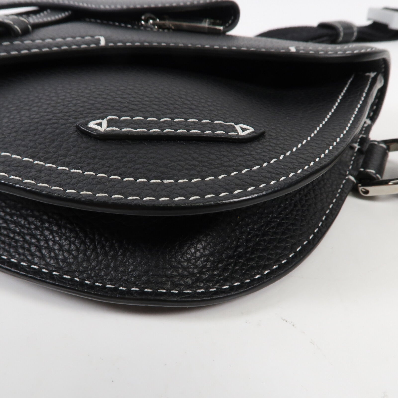 Dior 牛皮皮革Saddle銀扣肩背袋