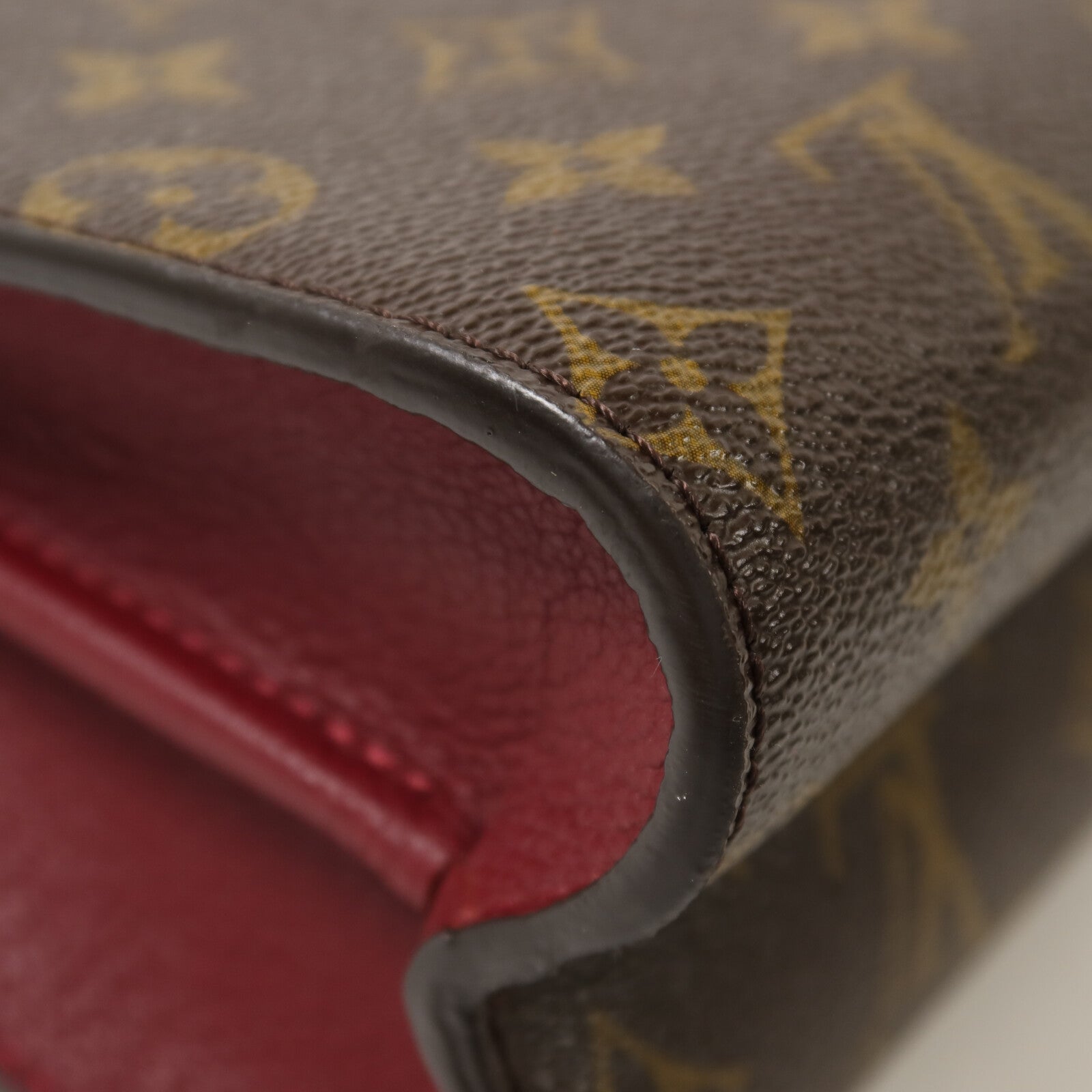 LOUIS VUITTON Monogram Victoire鏈帶肩背袋