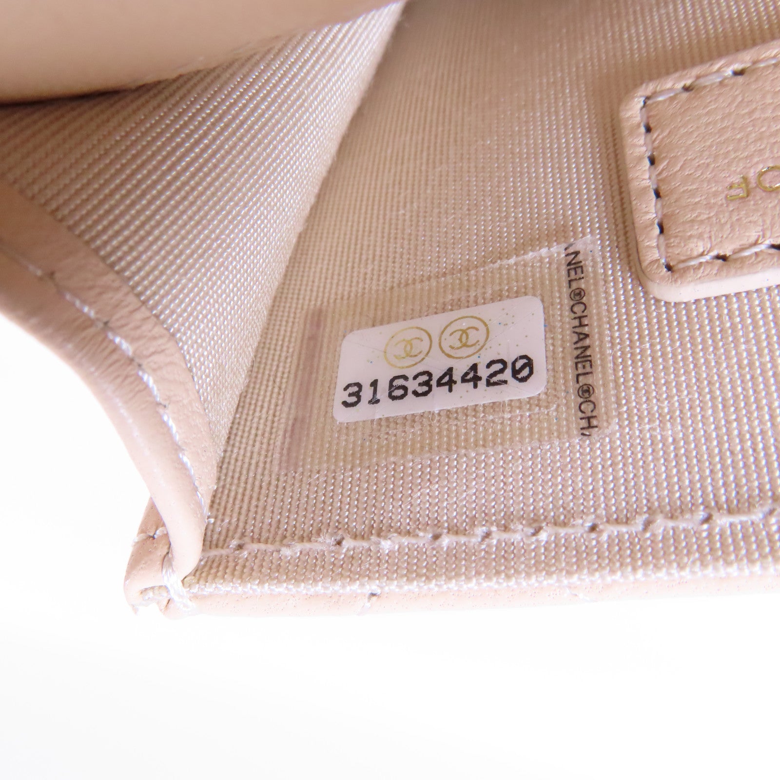 CHANEL 【激減優惠】菱格羊皮皮革Chain Phone Shoulder Bag金扣鏈帶肩背袋米色