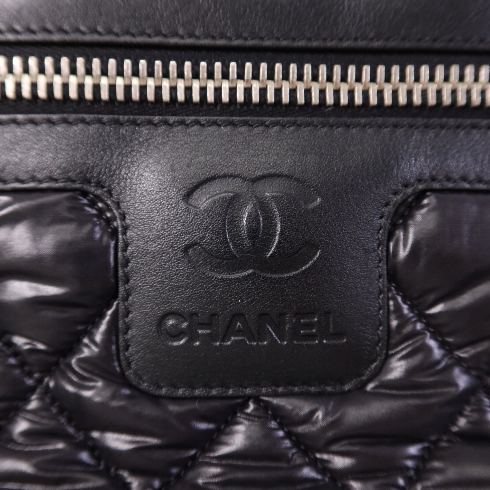 CHANEL 尼龍Coco Cocoon銀扣肩背袋