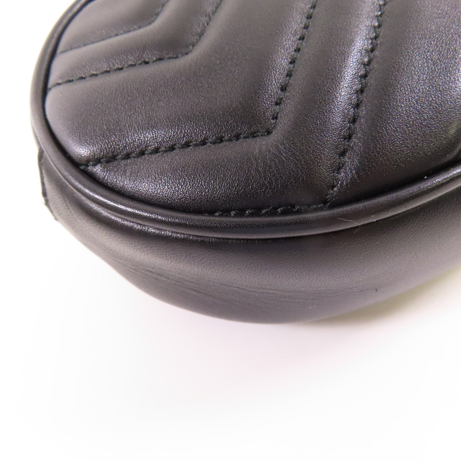 GUCCI 皮革GG Marmont金扣腰包