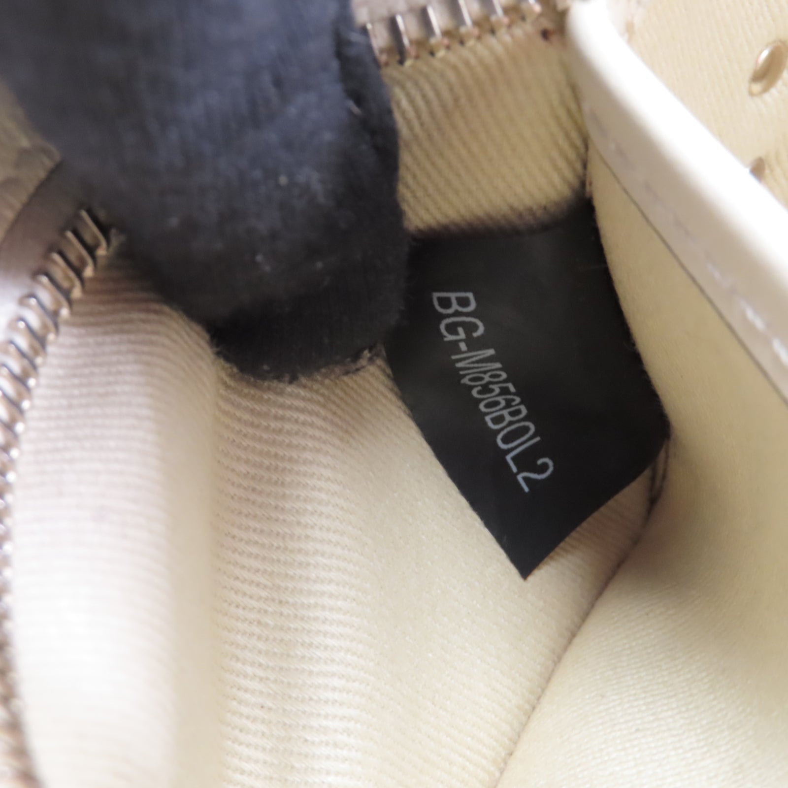 Valentino 牛皮皮革2 Way Shoulder金扣手挽肩背兩用袋米色
