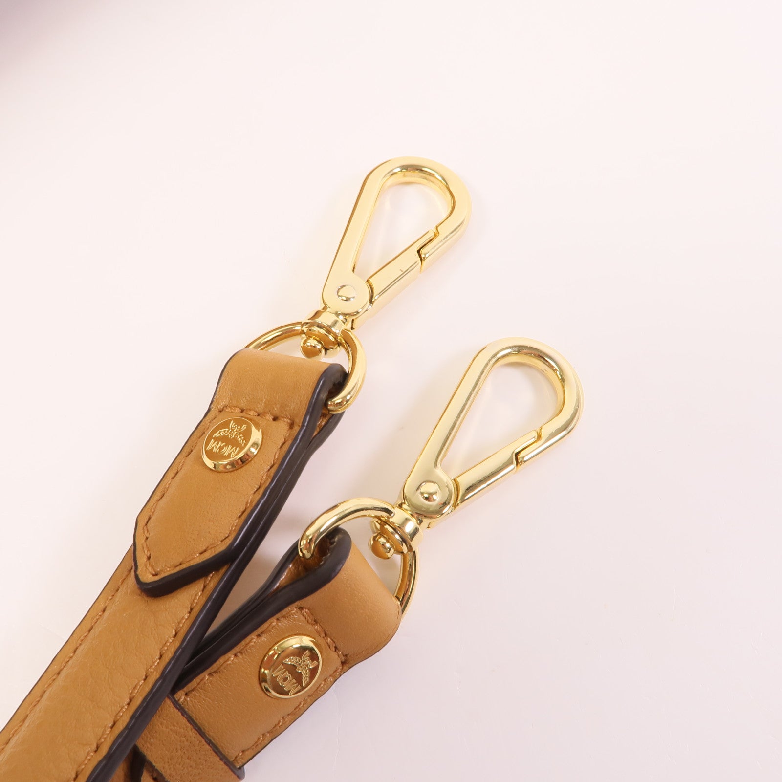 MCM 塗層帆布Shoulder Bag金扣手挽肩背兩用袋