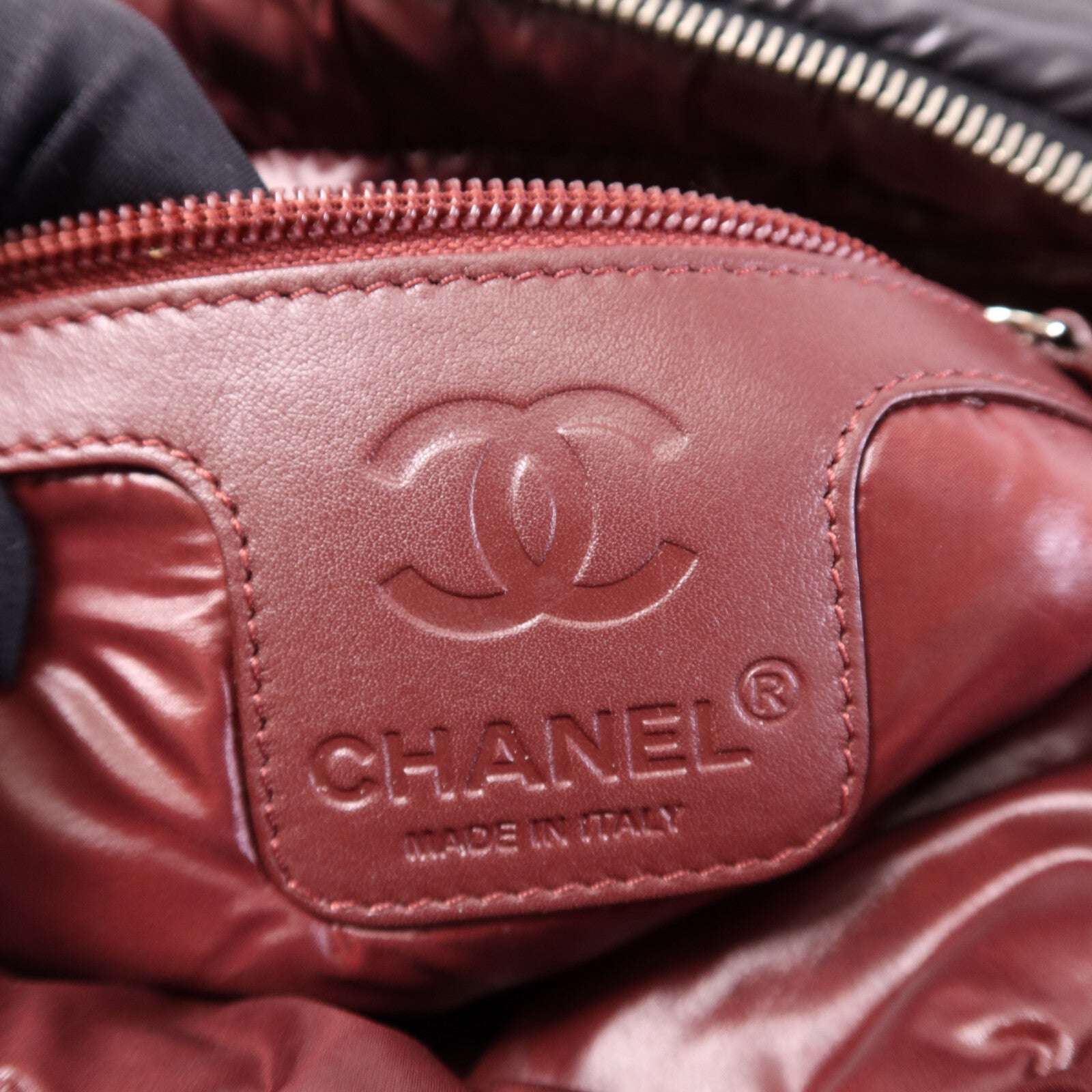CHANEL 尼龍Coco Cocoon銀扣肩背袋