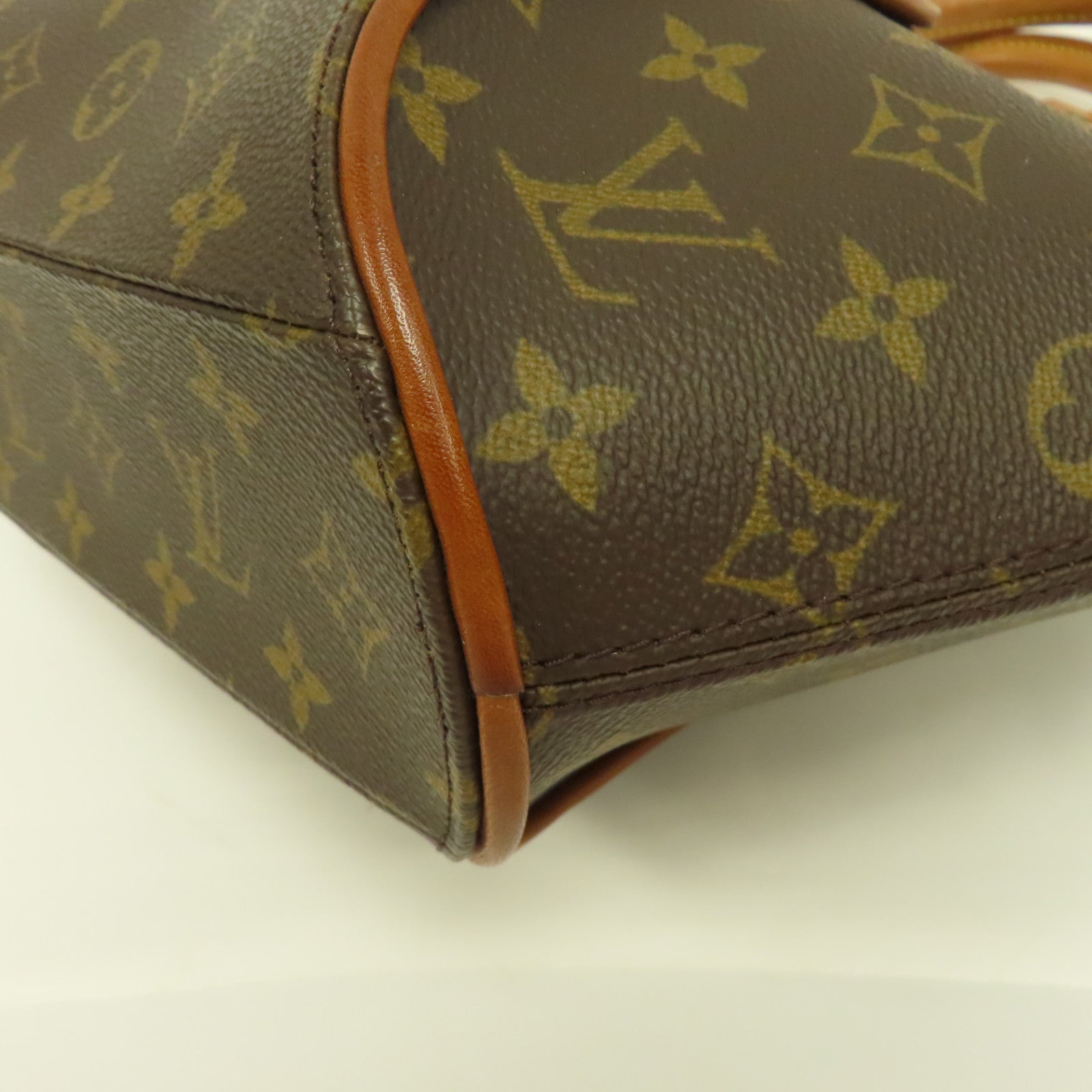LOUIS VUITTON Monogram Ellipse PM金扣手挽袋啡色
