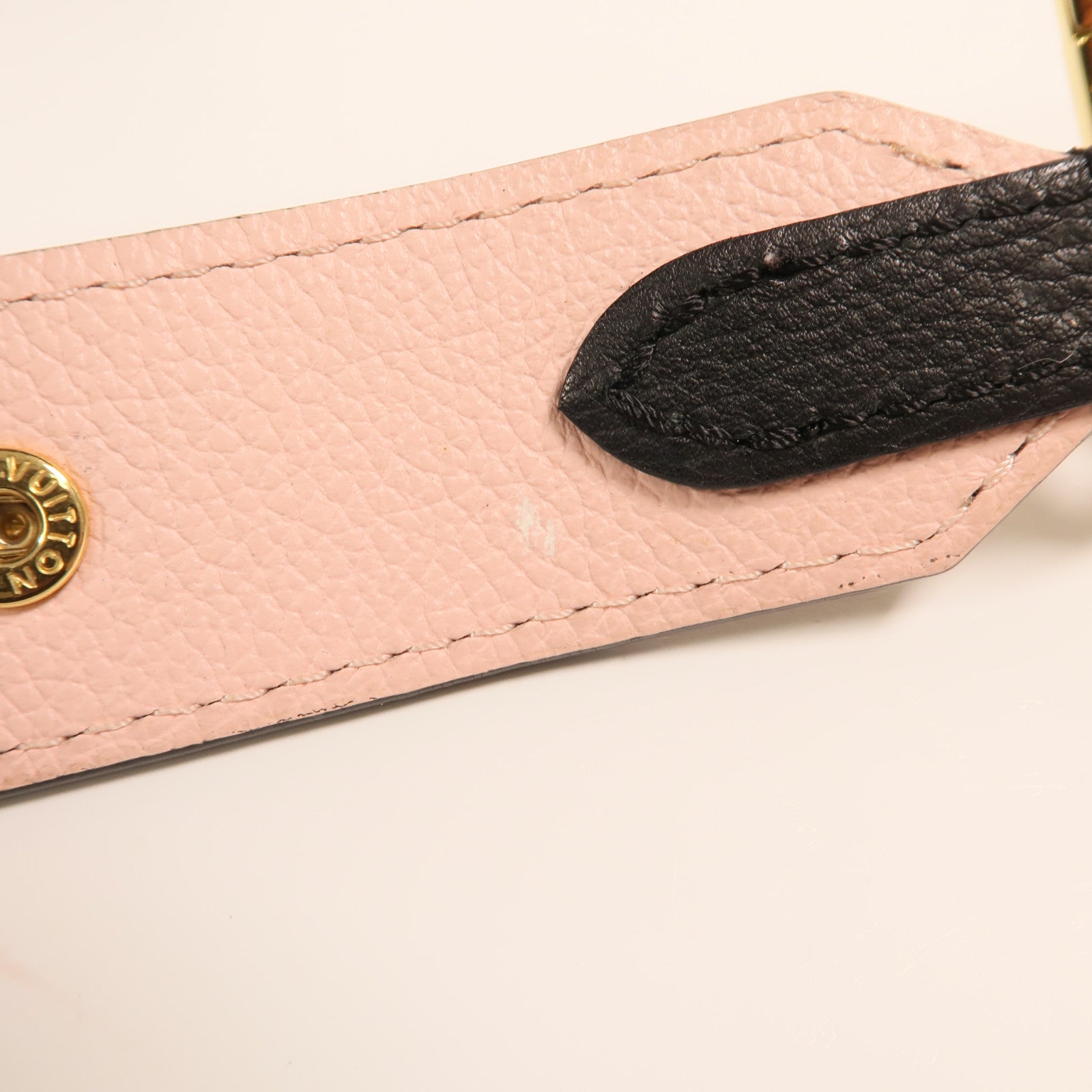 LOUIS VUITTON 牛皮皮革Lockme Tender金扣肩背袋