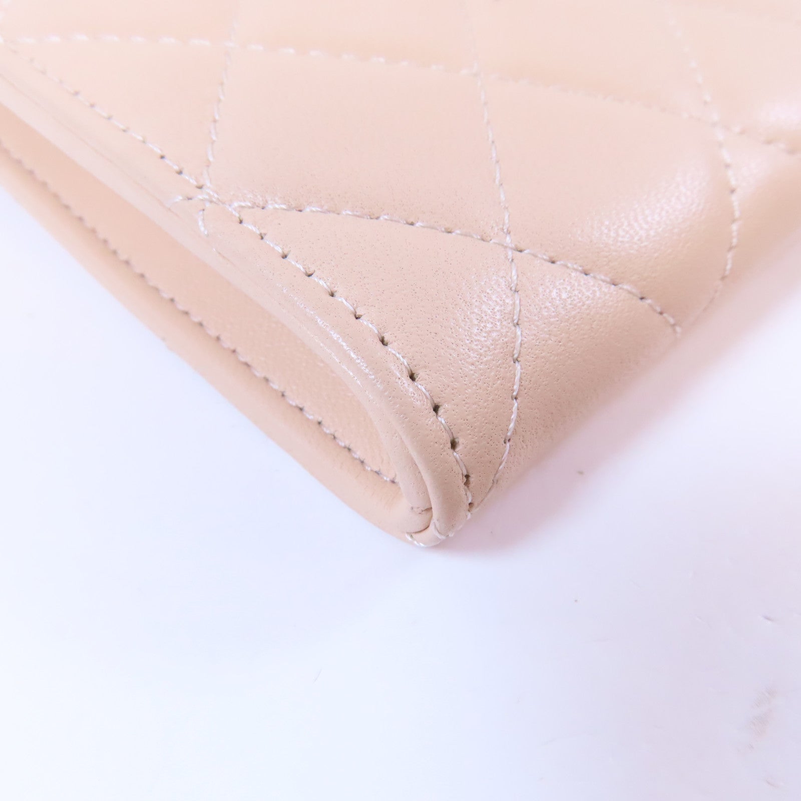 CHANEL 【激減優惠】菱格羊皮皮革Chain Phone Shoulder Bag金扣鏈帶肩背袋米色