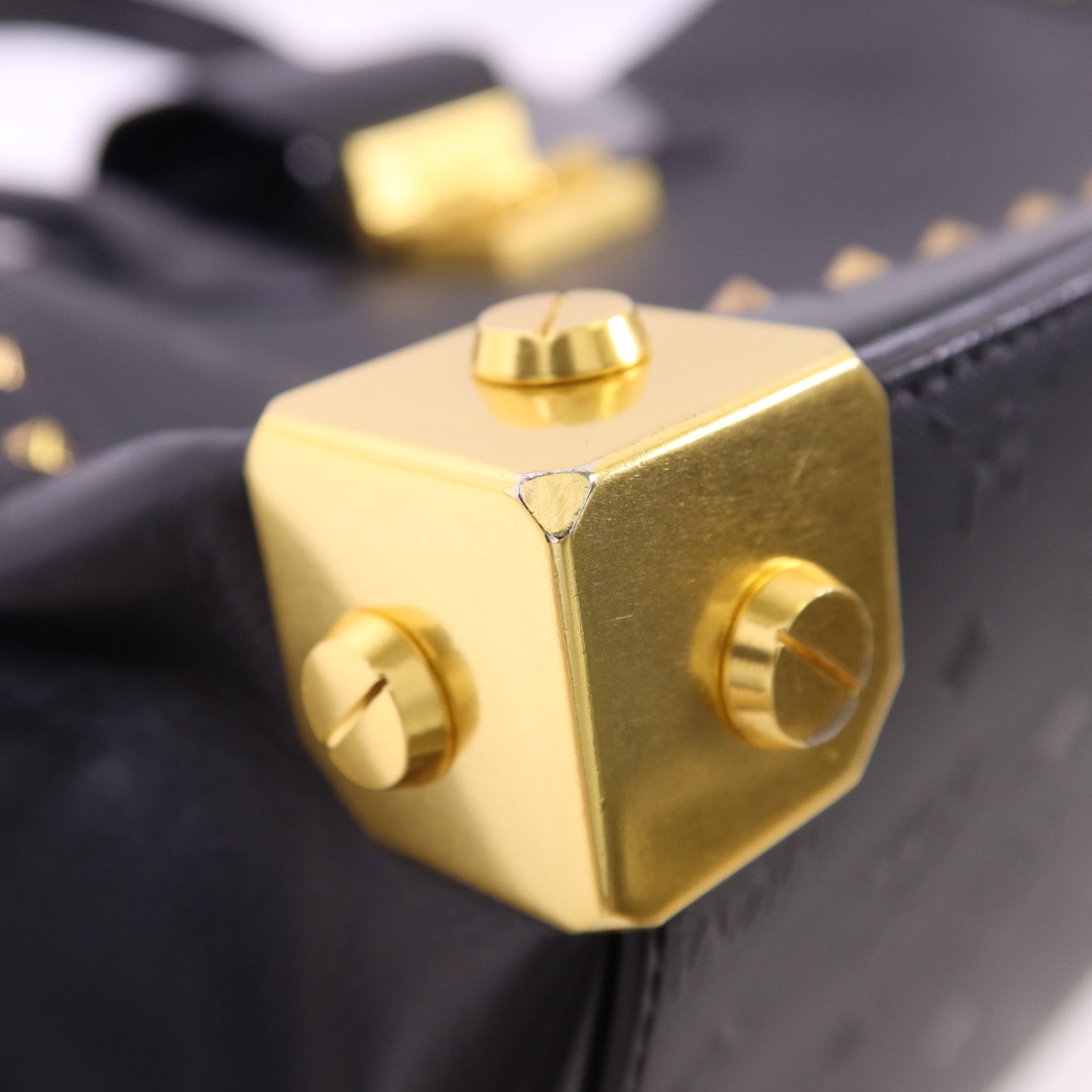 MCM 塗層帆布/牛皮皮革Visetos金扣手挽袋