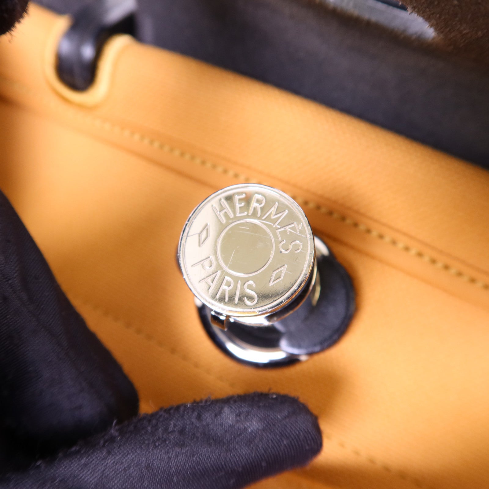 HERMES 帆布Herbag PM銀扣手挽肩背兩用袋Moutarde