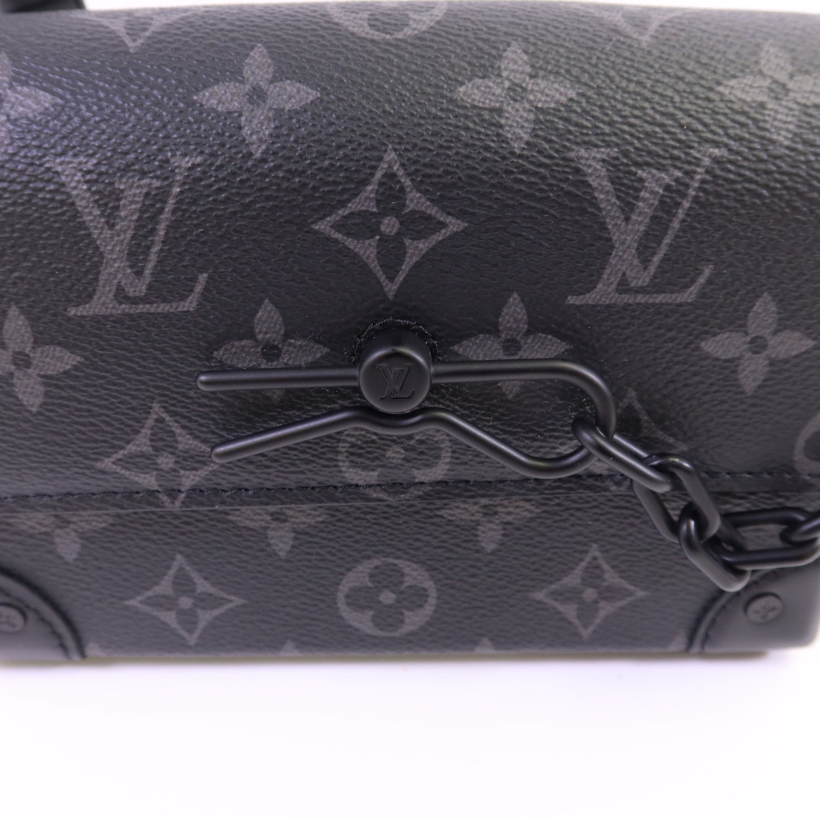 LOUIS VUITTON Monogram Eclipse Steamer Wearable Wallet肩背袋